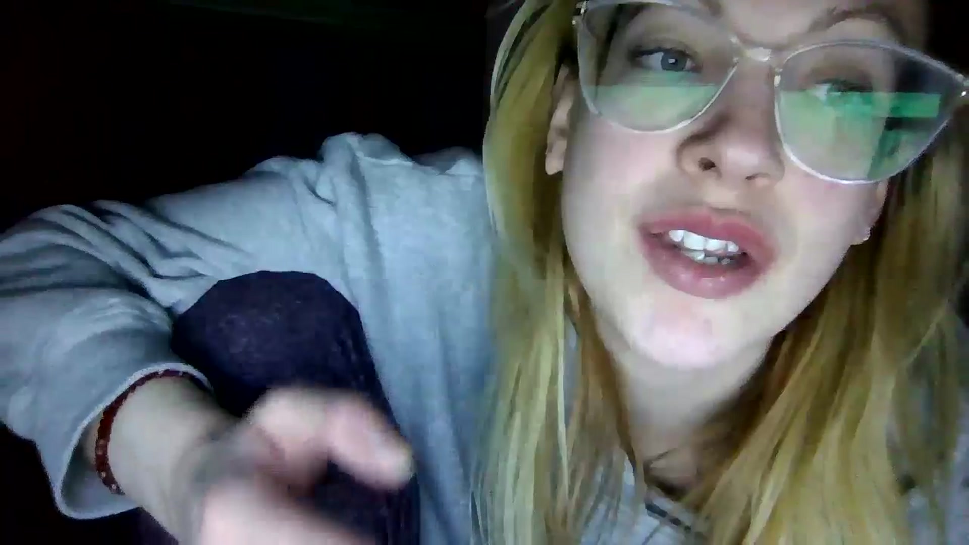 Gallery image thumbnail from DamePraton's myfreecams stream on, 12/12/2024, 11:50 image 12 of 20
