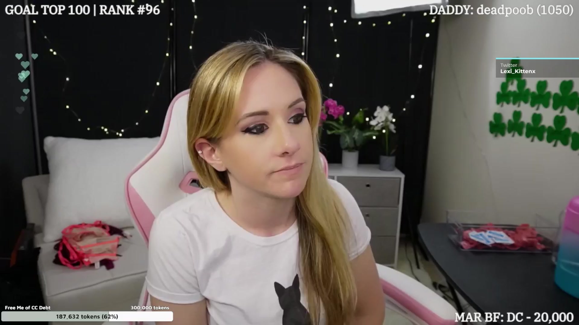 Gallery image thumbnail from DammitLexi's myfreecams stream on, 03/30/2024, 02:17 image 14 of 20