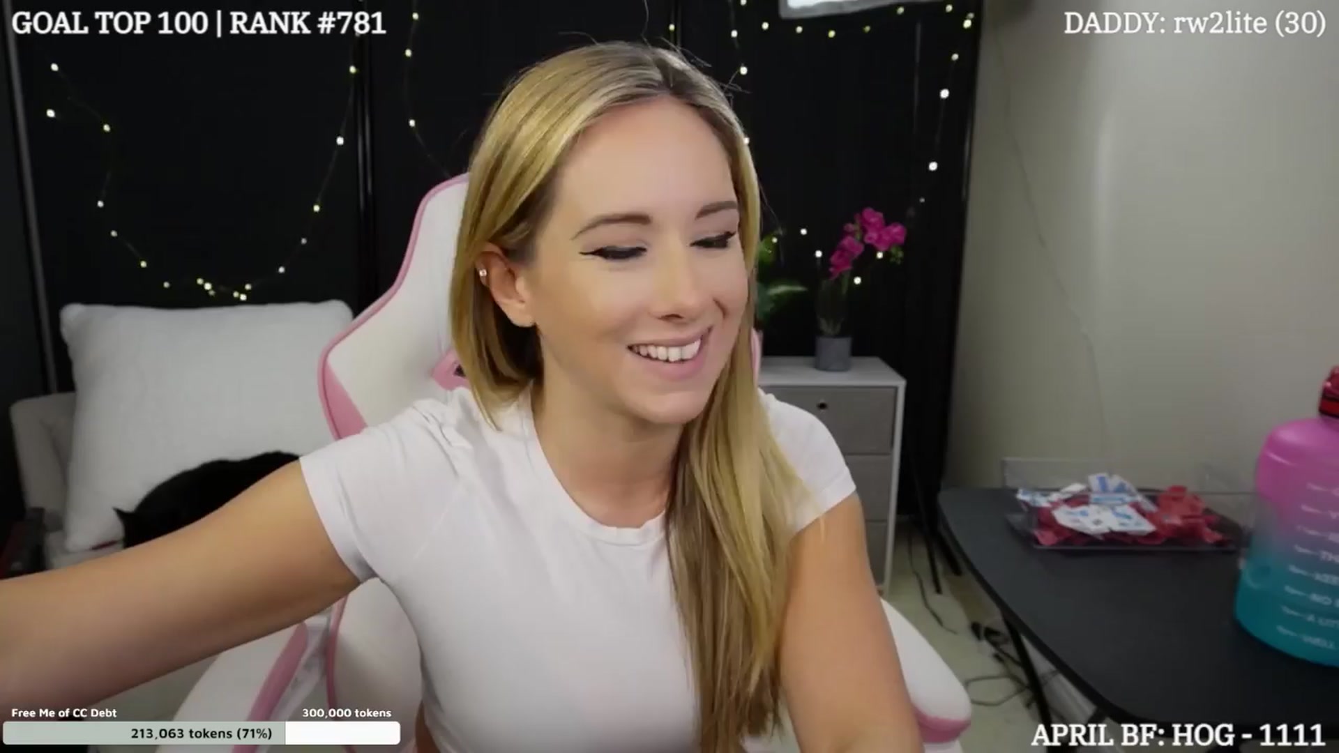 Gallery image thumbnail from DammitLexi's myfreecams stream on, 04/03/2024, 24:59 image 9 of 20