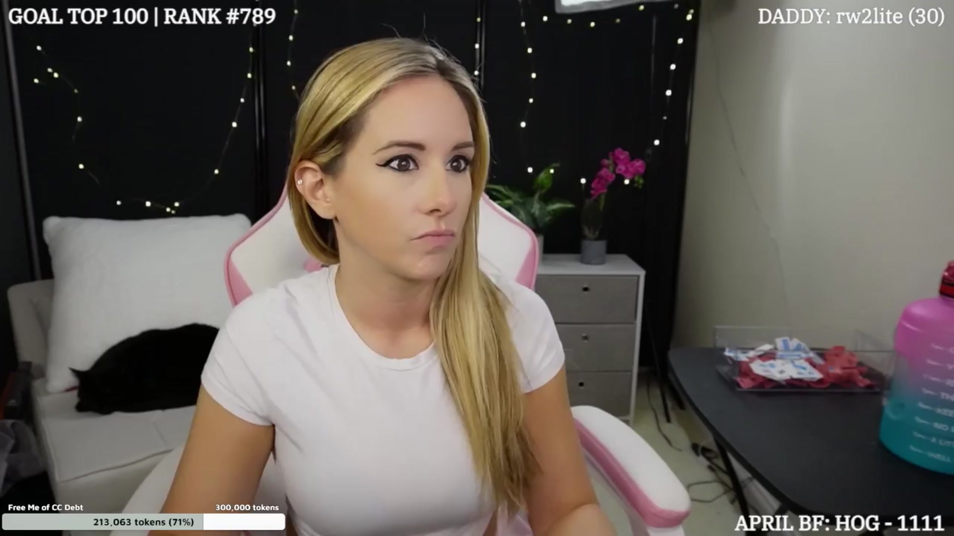 Gallery image thumbnail from DammitLexi's myfreecams stream on, 04/03/2024, 24:59 image 16 of 20