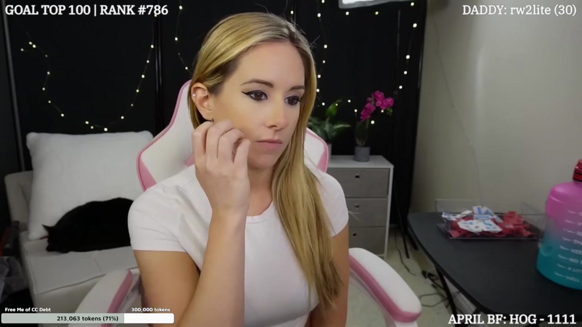 Gallery image thumbnail from DammitLexi's myfreecams stream on, 04/03/2024, 24:59 image 15 of 20