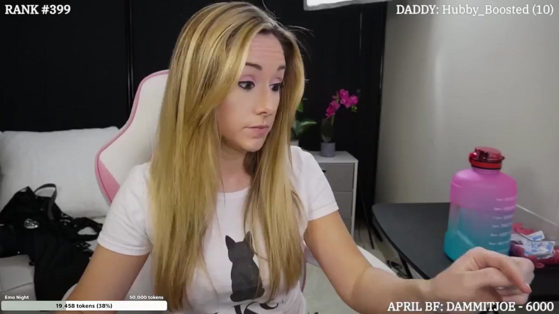 Gallery image thumbnail from DammitLexi's myfreecams stream on, 04/17/2024, 20:39 image 6 of 20
