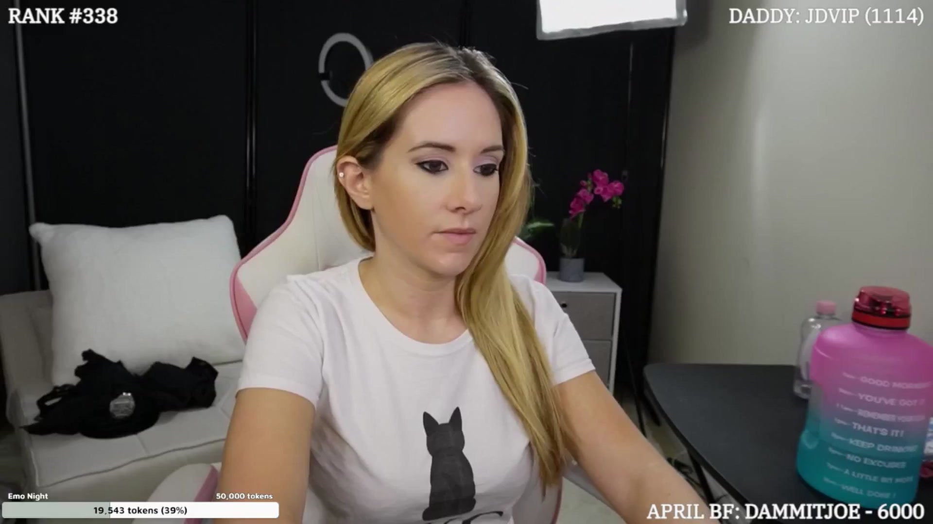 Gallery image thumbnail from DammitLexi's myfreecams stream on, 04/18/2024, 02:05 image 2 of 20
