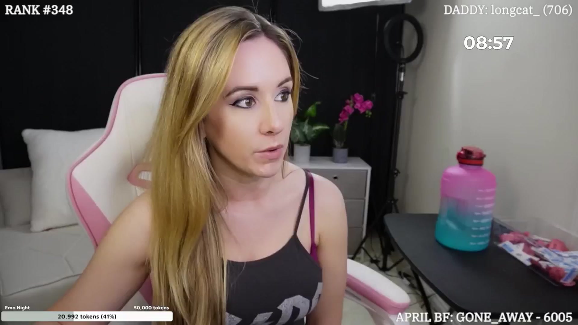 Gallery image thumbnail from DammitLexi's myfreecams stream on, 04/26/2024, 02:53 image 5 of 20