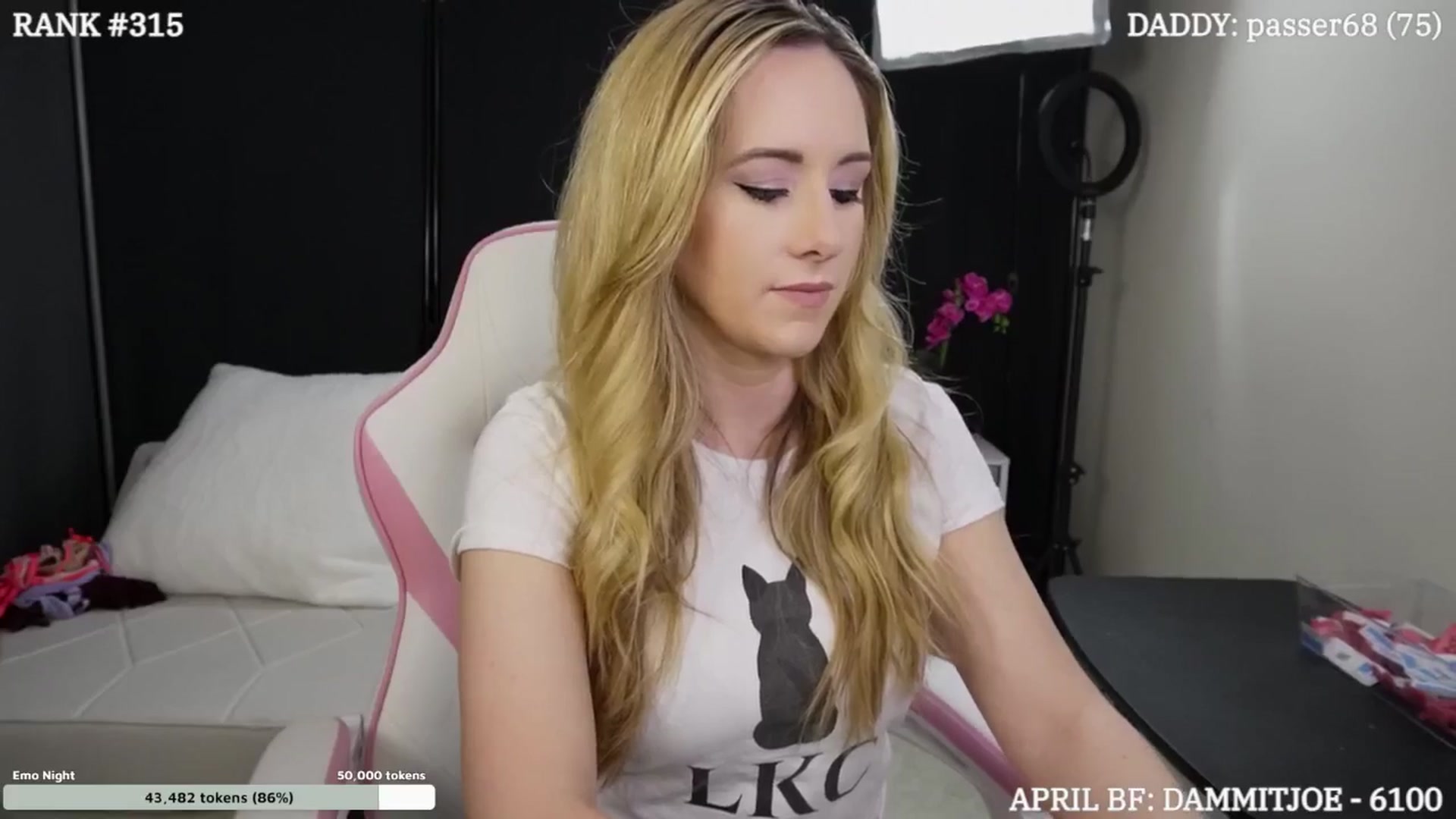 Gallery image thumbnail from DammitLexi's myfreecams stream on, 04/30/2024, 19:12 image 9 of 20