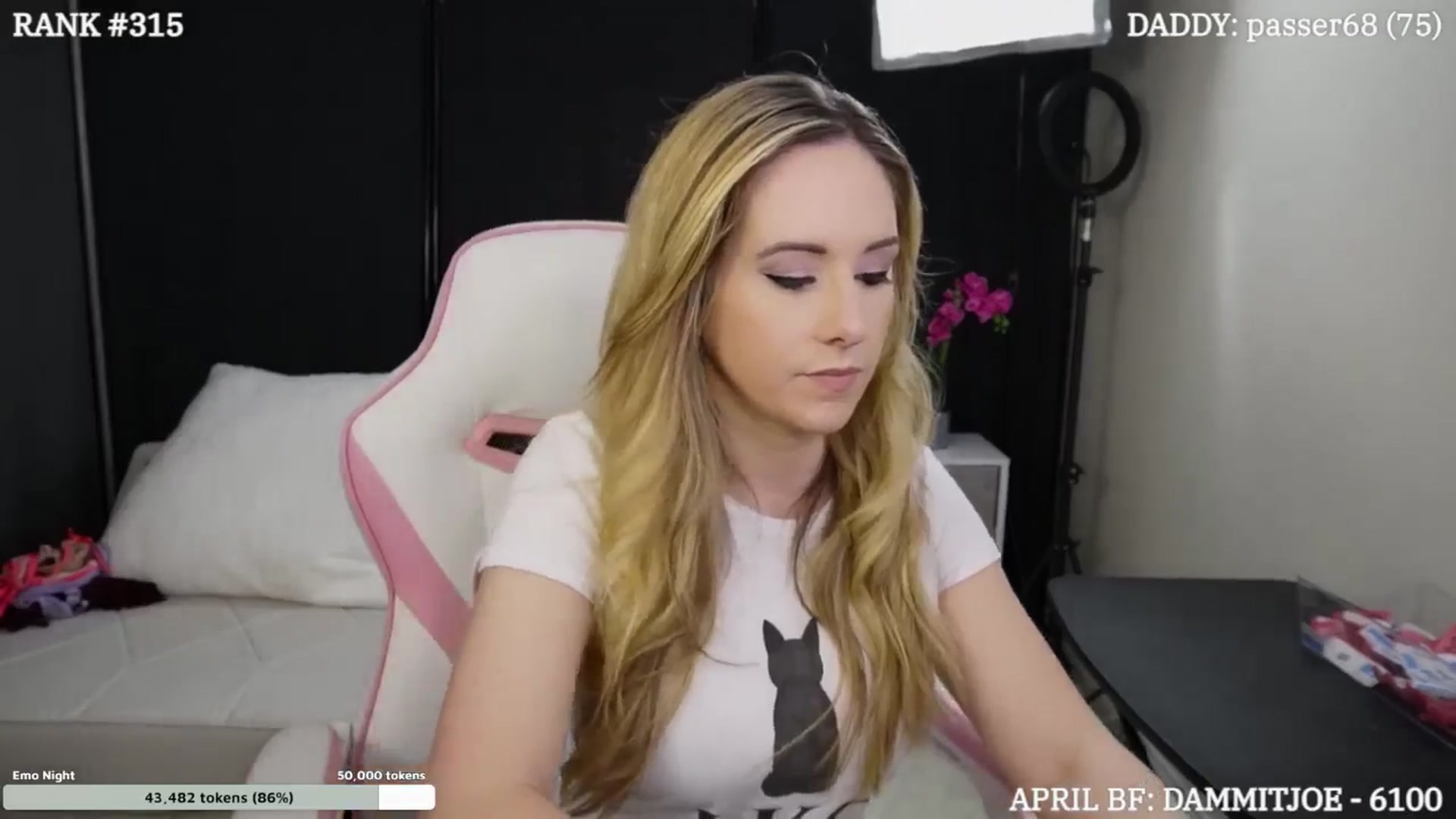 Gallery image thumbnail from DammitLexi's myfreecams stream on, 04/30/2024, 19:12 image 8 of 20