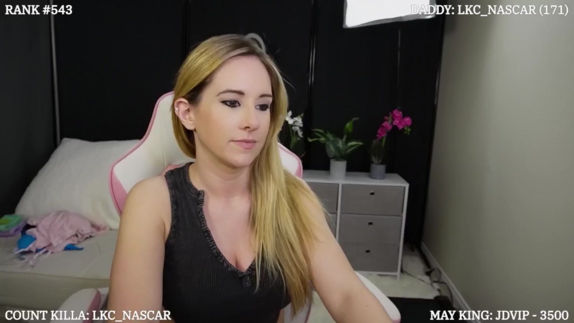 Gallery image thumbnail from DammitLexi's myfreecams stream on, 05/28/2024, 03:02 image 13 of 20