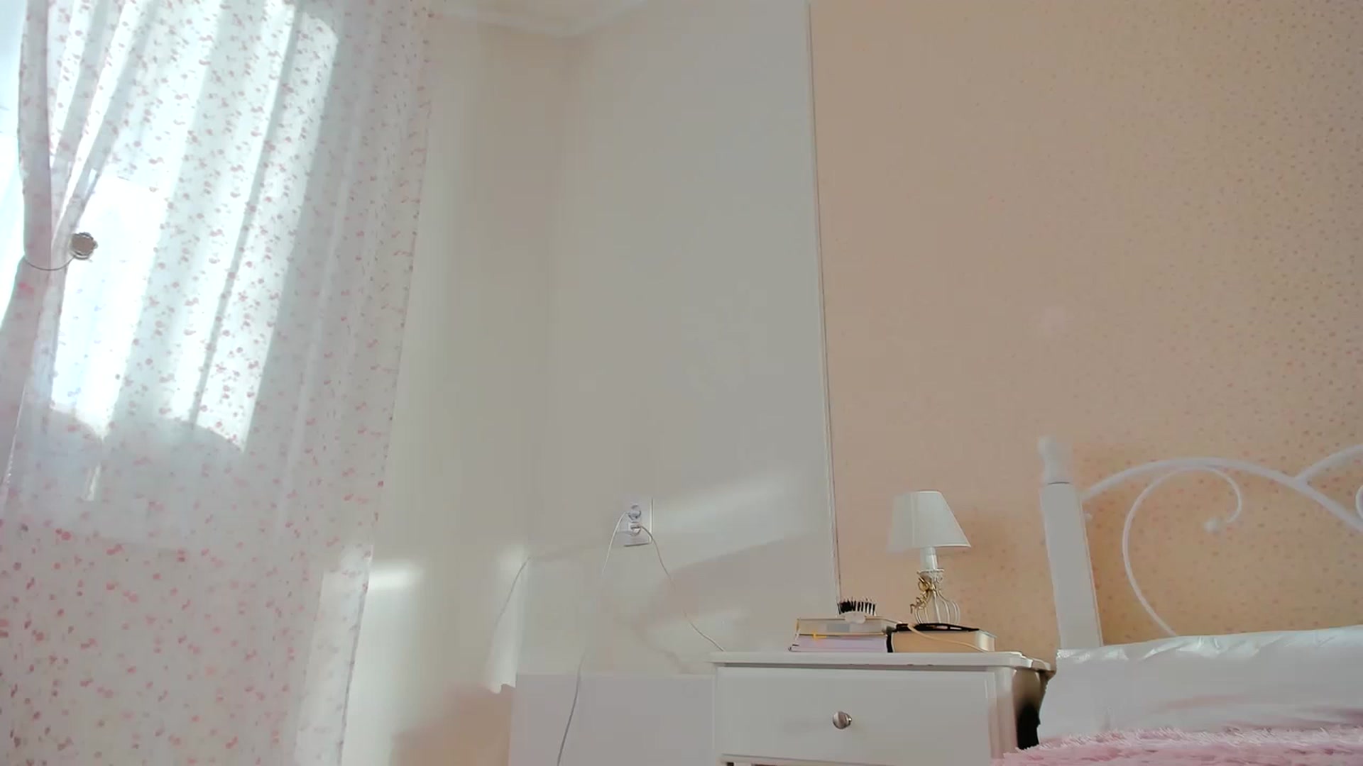 Gallery image thumbnail from DamnGooood's myfreecams stream on, 11/18/2022, 09:28 image 10 of 20