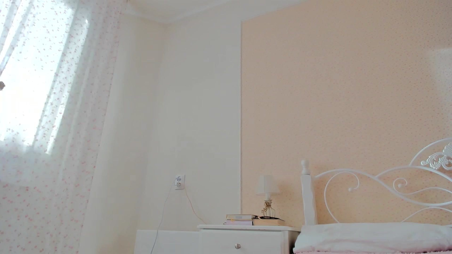 Gallery image thumbnail from DamnGooood's myfreecams stream on, 11/18/2022, 09:28 image 5 of 20