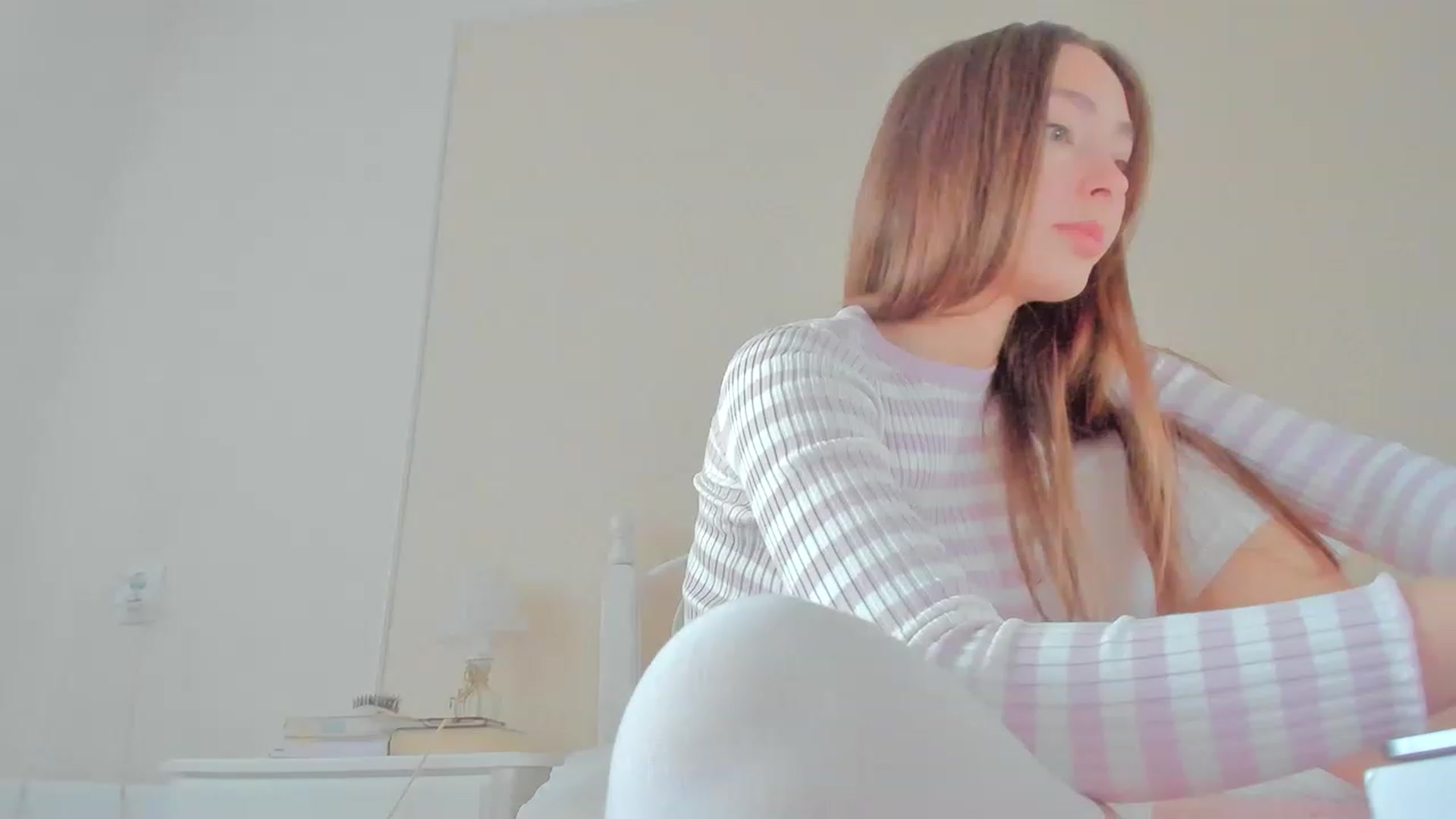 Gallery image thumbnail from DamnGooood's myfreecams stream on, 11/18/2022, 10:24 image 14 of 20