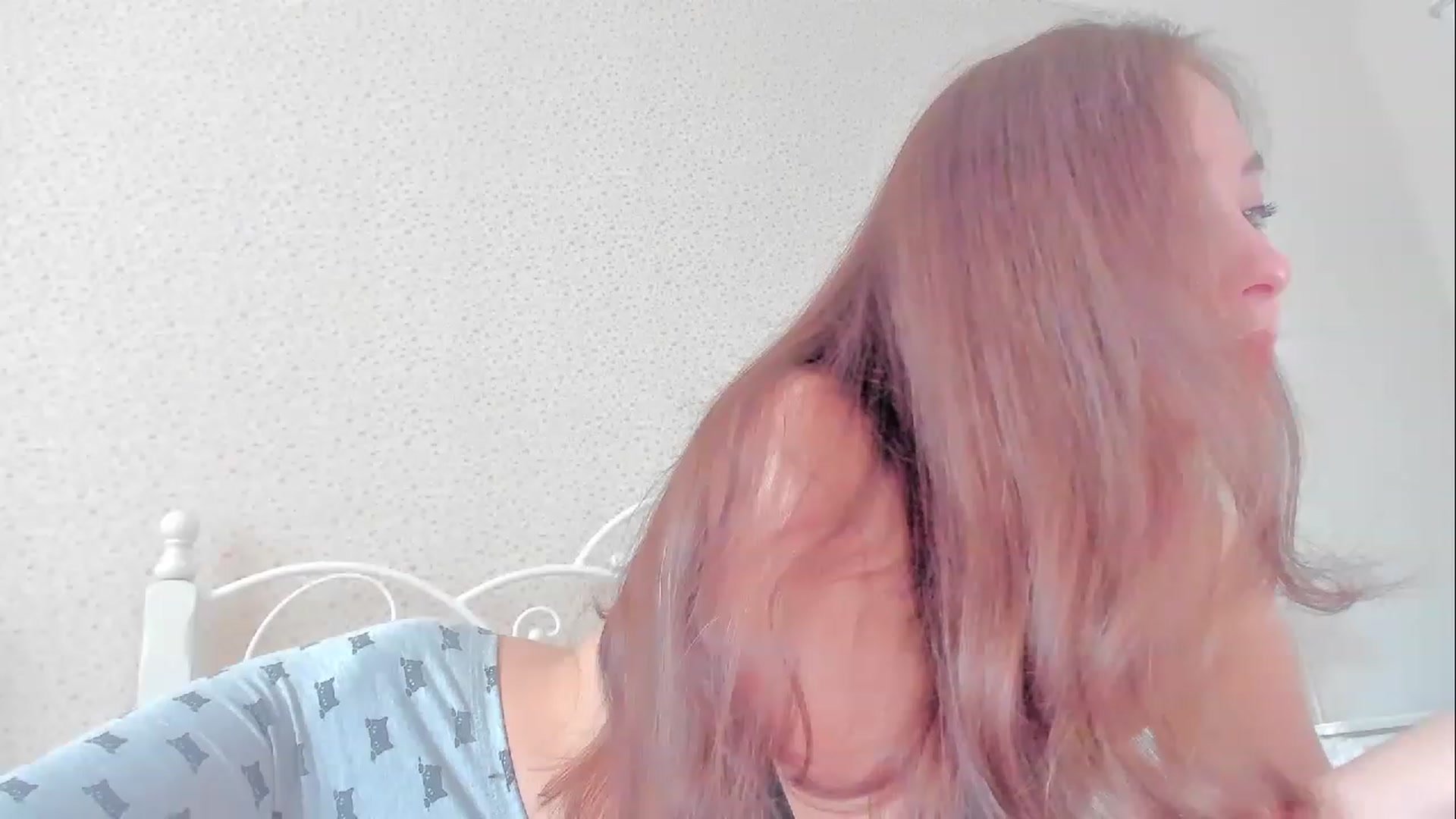 Gallery image thumbnail from DamnGooood's myfreecams stream on, 01/08/2023, 05:40 image 20 of 20