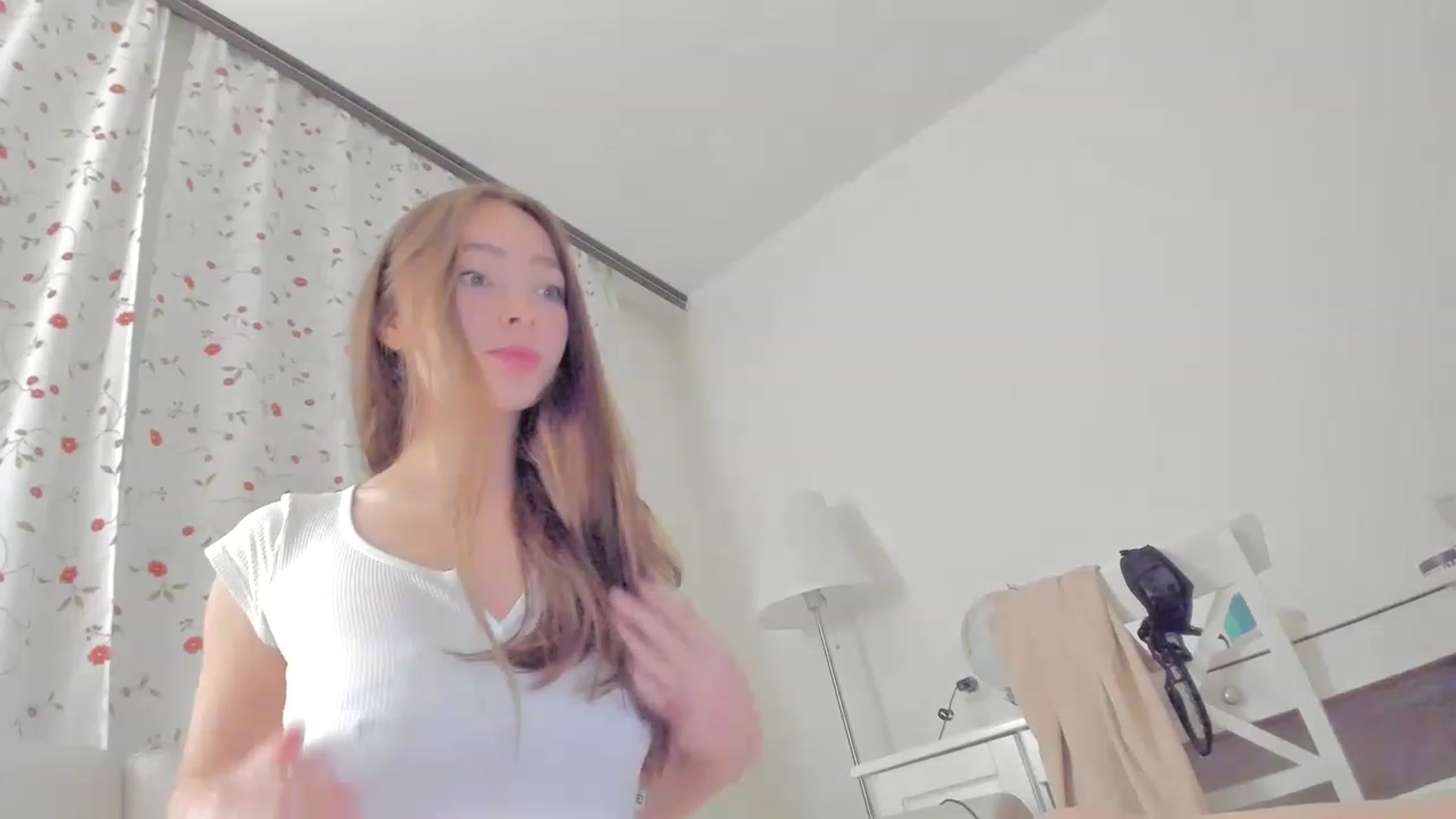 Gallery image thumbnail from DamnGooood's myfreecams stream on, 01/27/2023, 15:00 image 8 of 20