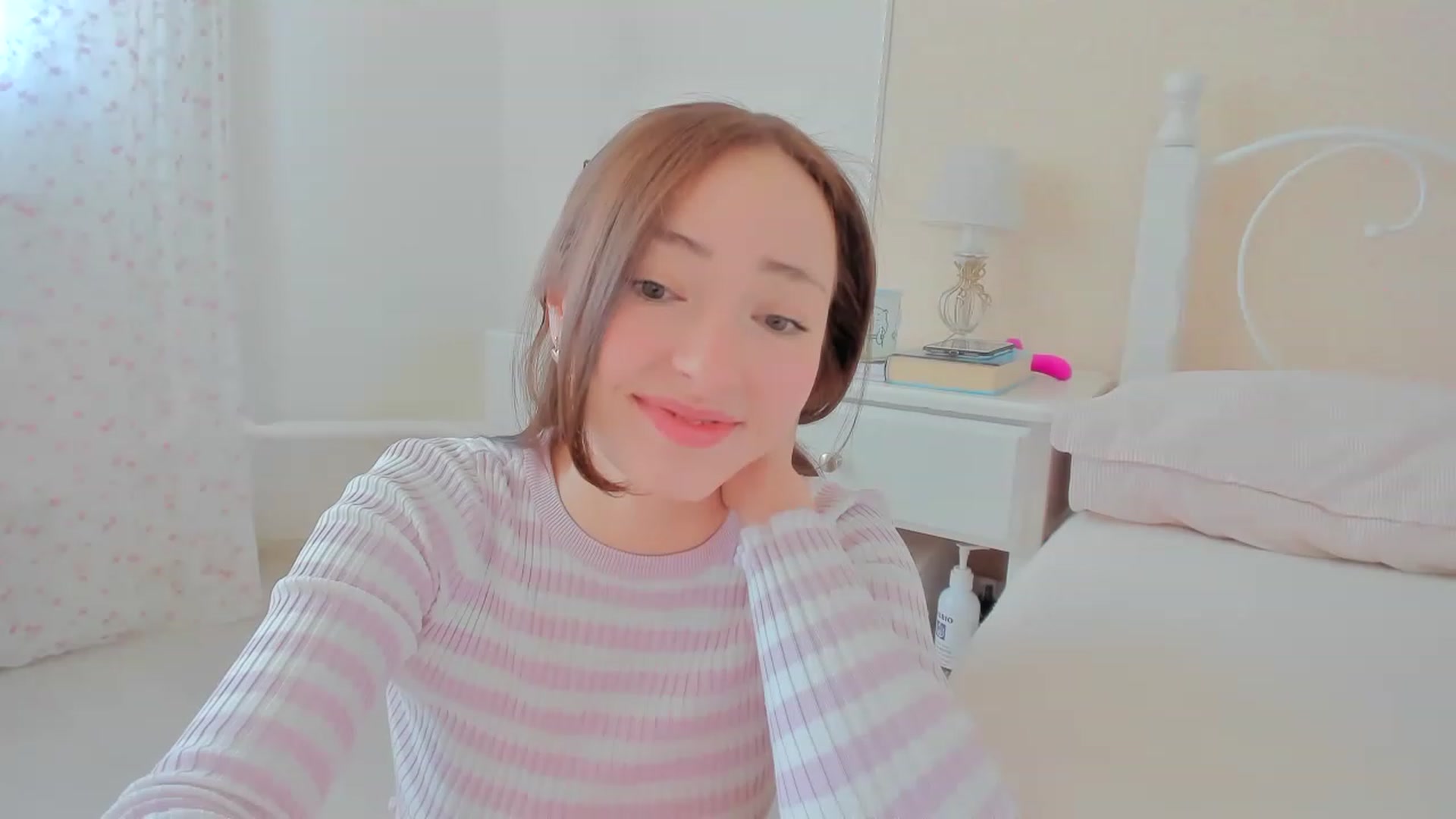 Gallery image thumbnail from DamnGooood's myfreecams stream on, 04/05/2023, 05:34 image 9 of 20