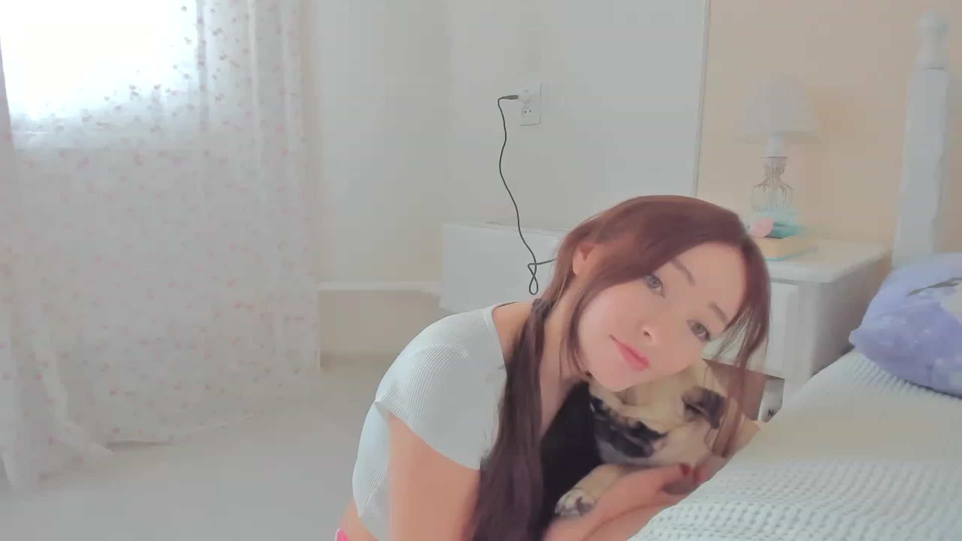 Gallery image thumbnail from DamnGooood's myfreecams stream on, 04/10/2023, 07:45 image 6 of 20