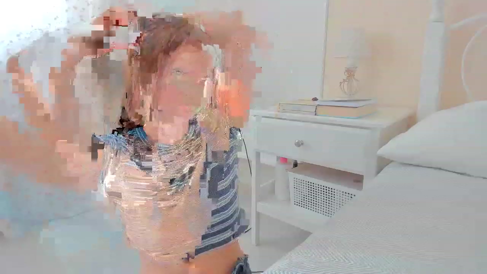 Gallery image thumbnail from DamnGooood's myfreecams stream on, 05/18/2023, 08:50 image 4 of 20
