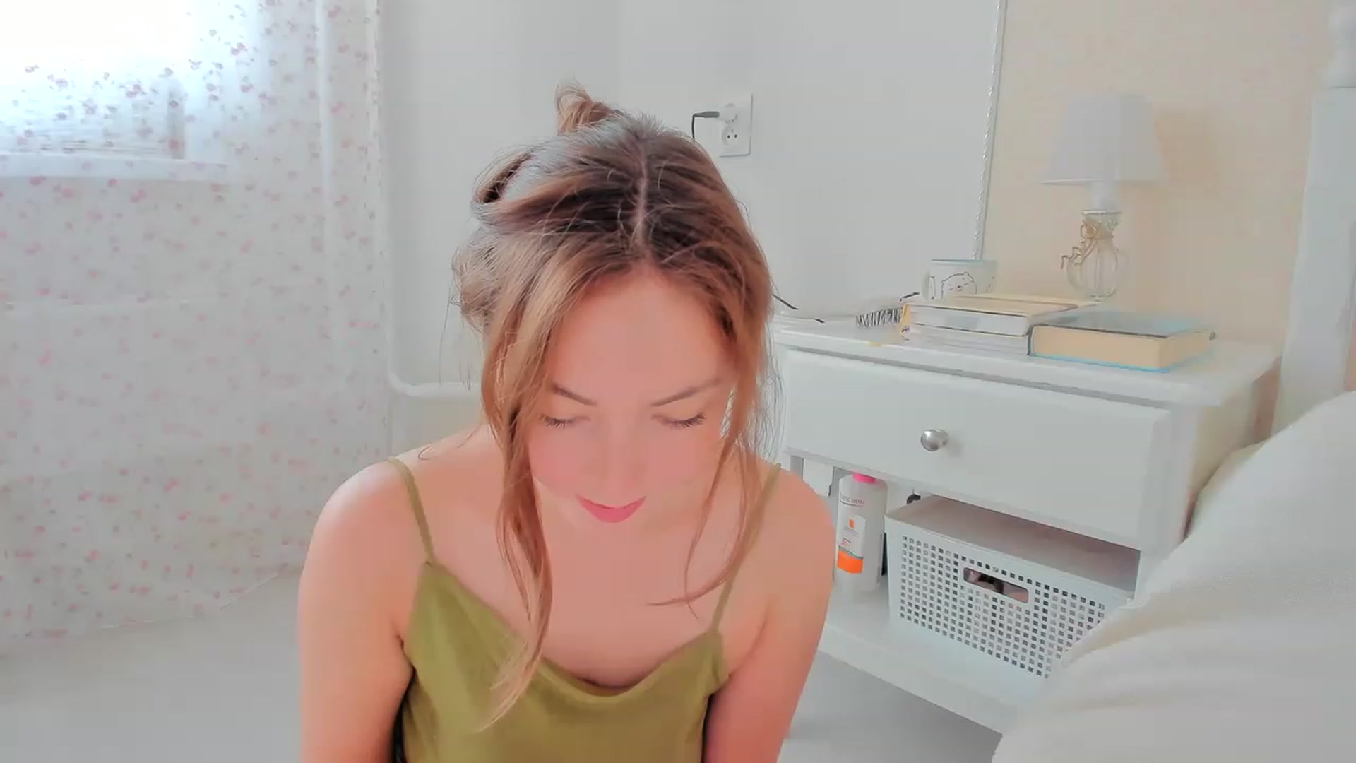 Gallery image thumbnail from DamnGooood's myfreecams stream on, 06/09/2023, 06:59 image 3 of 20