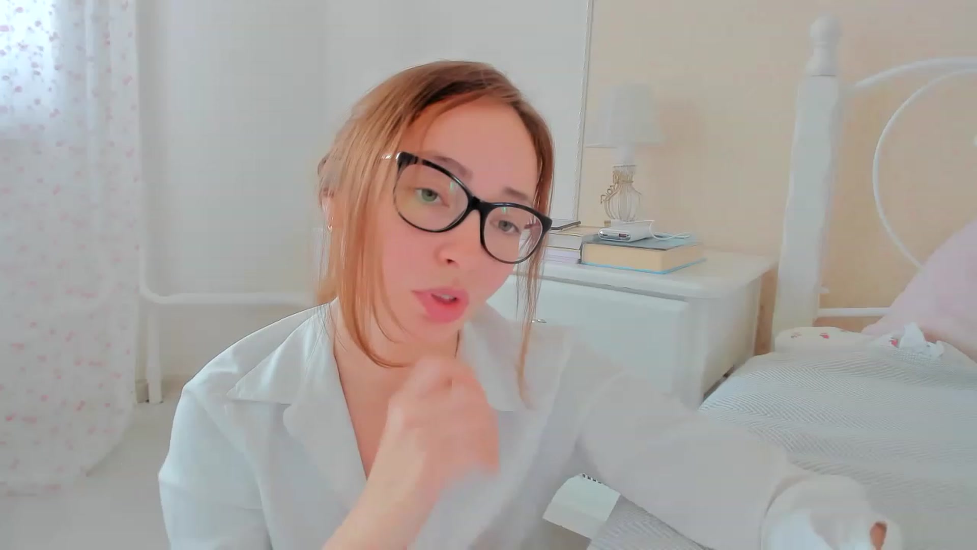 Gallery image thumbnail from DamnGooood's myfreecams stream on, 06/14/2023, 08:41 image 16 of 20