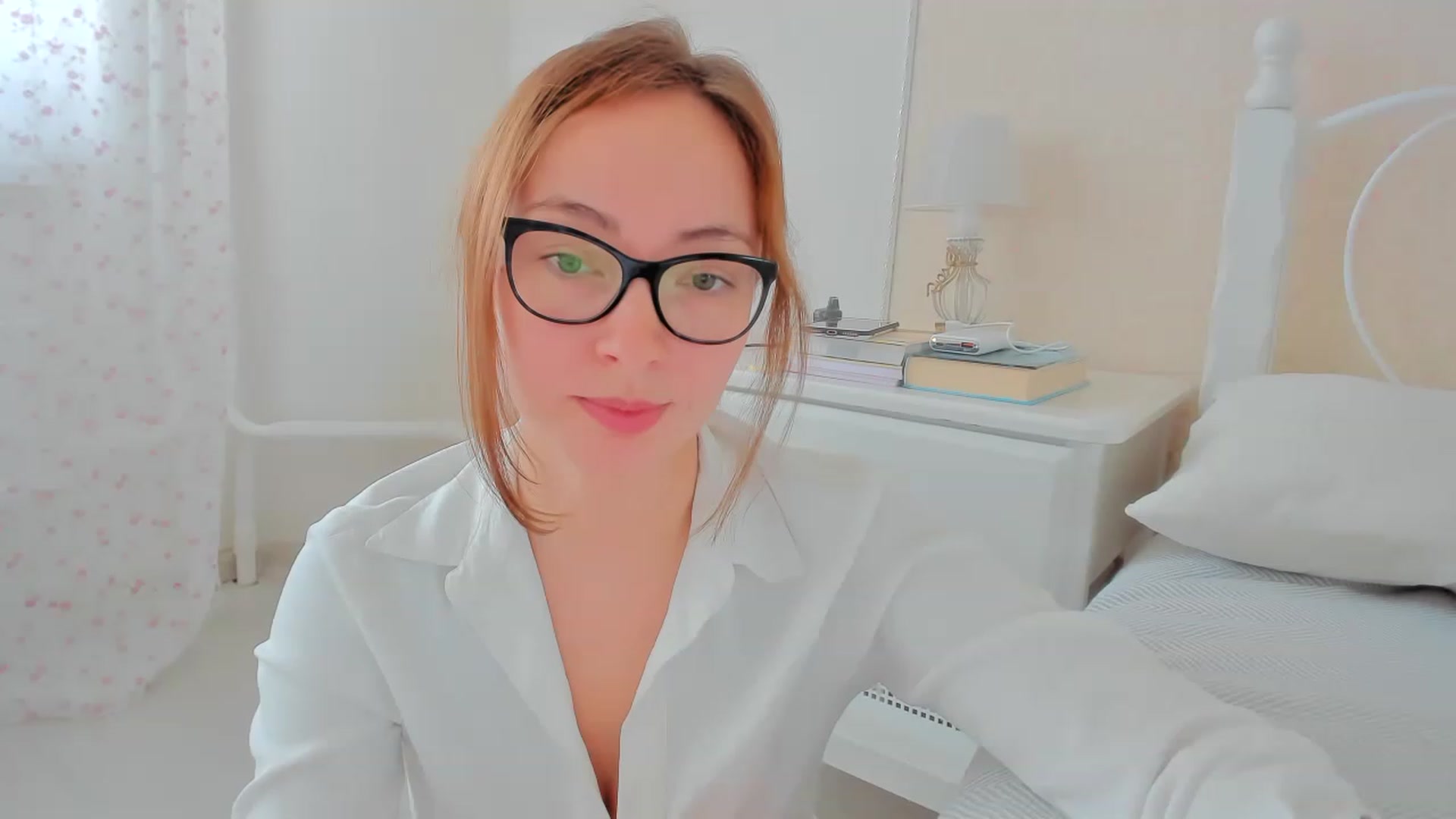Gallery image thumbnail from DamnGooood's myfreecams stream on, 06/14/2023, 08:41 image 17 of 20