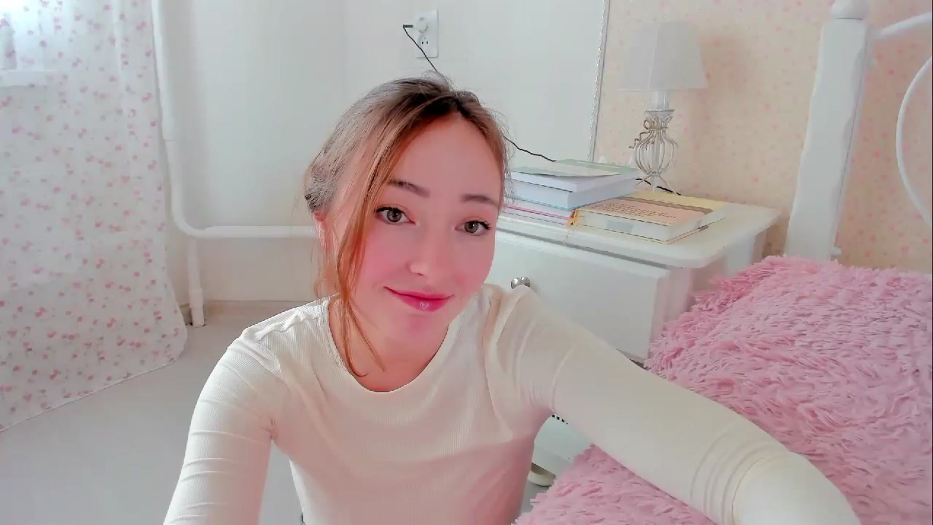 Gallery image thumbnail from DamnGooood's myfreecams stream on, 09/13/2023, 11:02 image 14 of 20