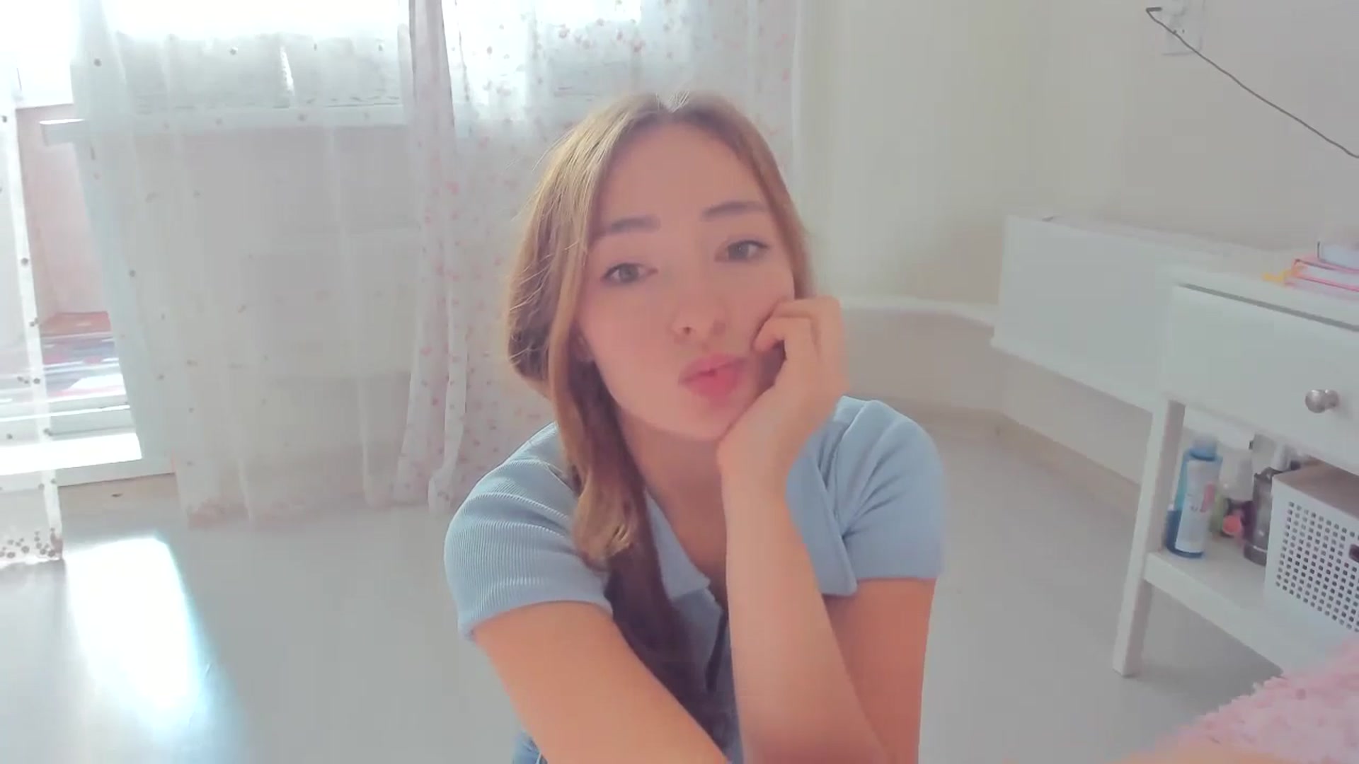 Gallery image thumbnail from DamnGooood's myfreecams stream on, 09/15/2023, 09:18 image 7 of 20
