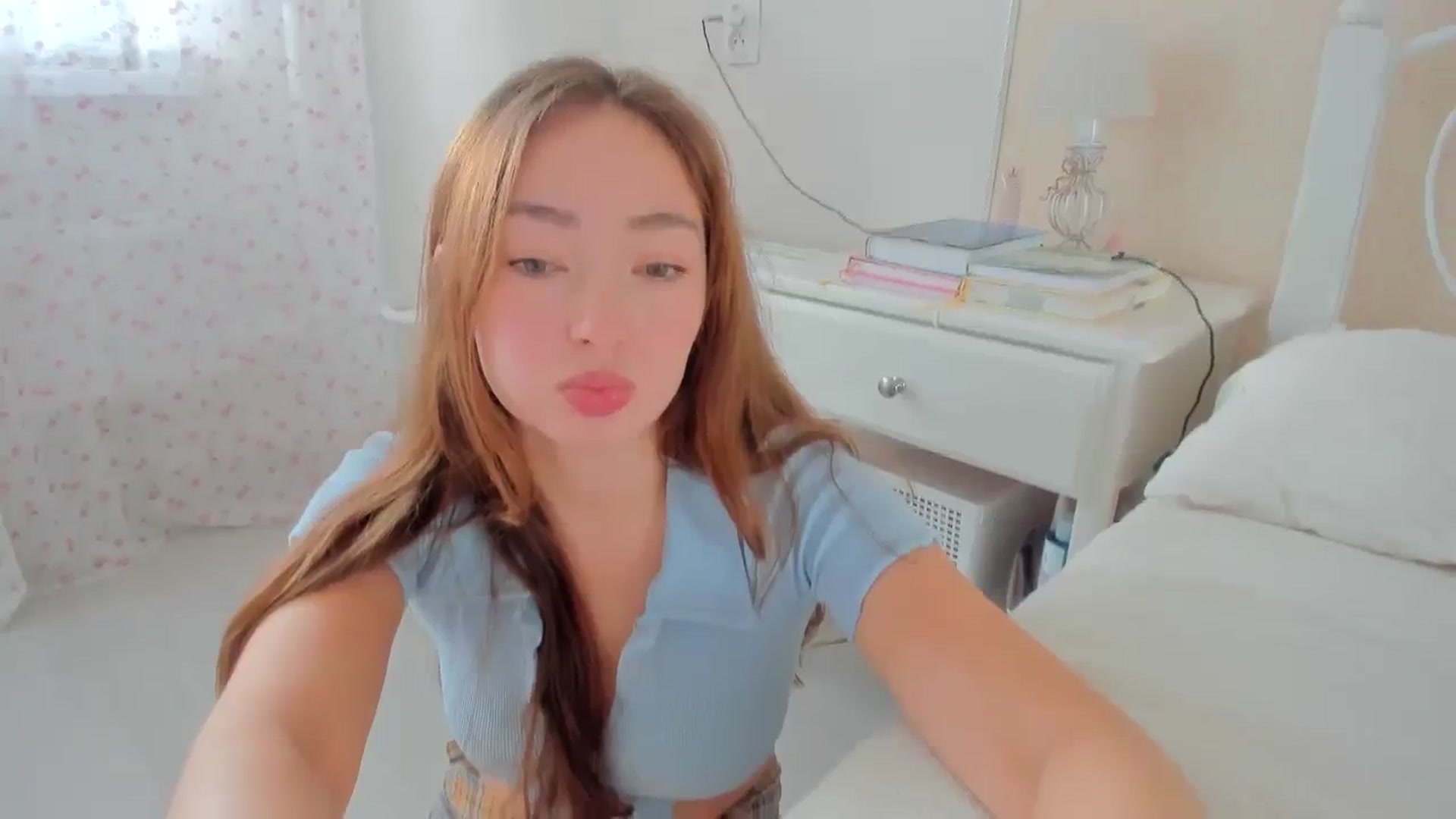 Gallery image thumbnail from DamnGooood's myfreecams stream on, 09/19/2023, 09:10 image 10 of 20