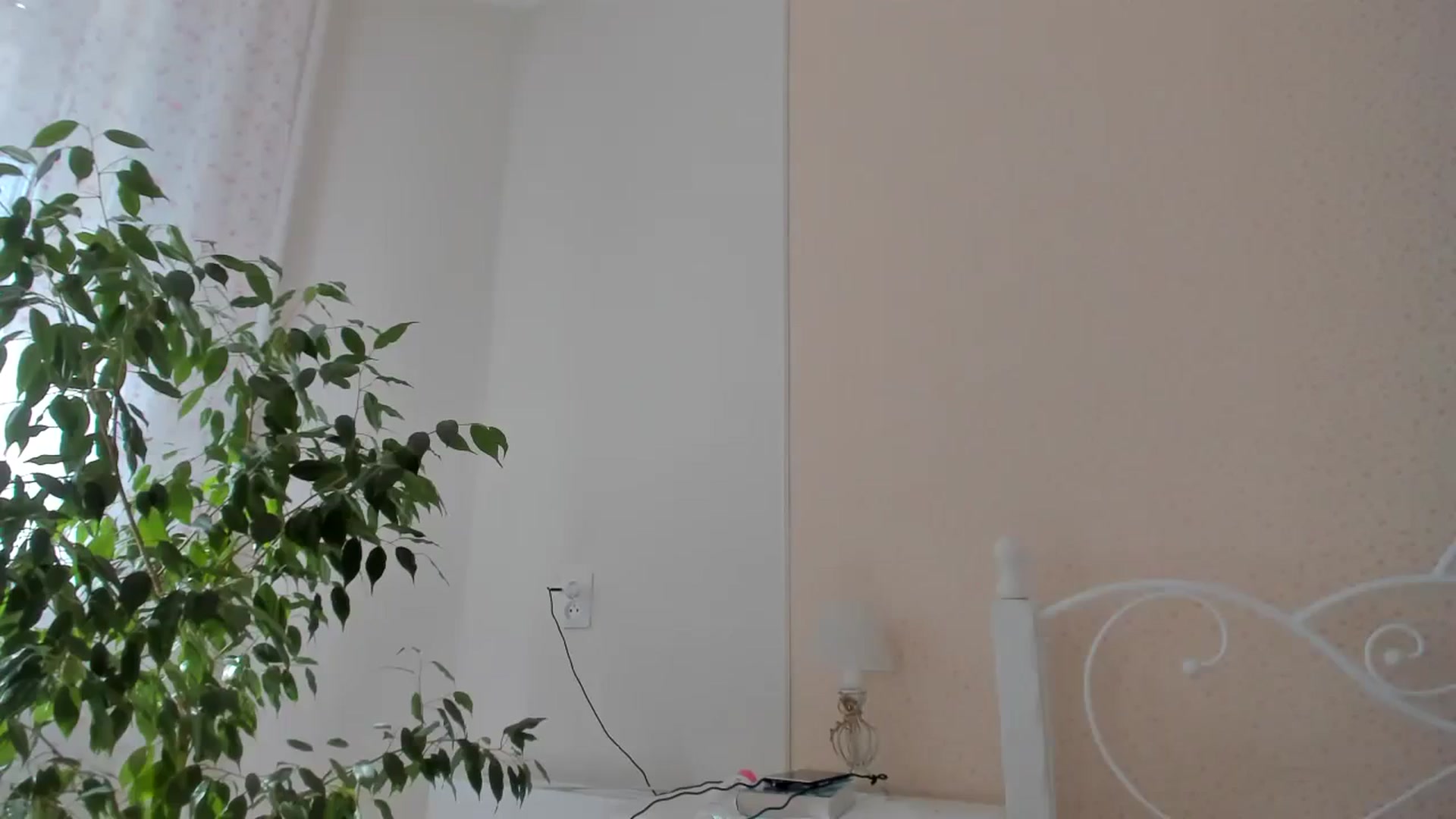 Gallery image thumbnail from DamnGooood's myfreecams stream on, 10/03/2023, 09:05 image 4 of 20