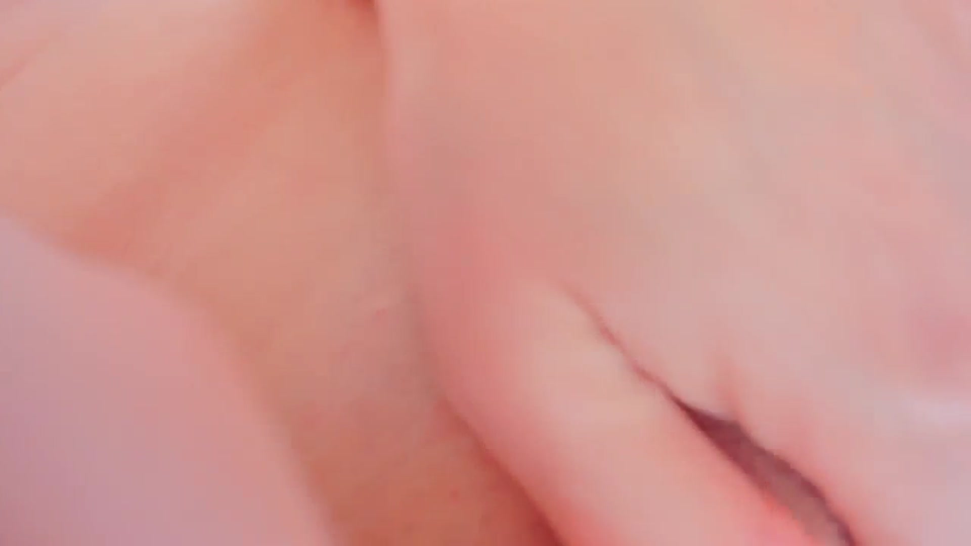 Gallery image thumbnail from DamnGooood's myfreecams stream on, 10/10/2023, 07:59 image 16 of 20