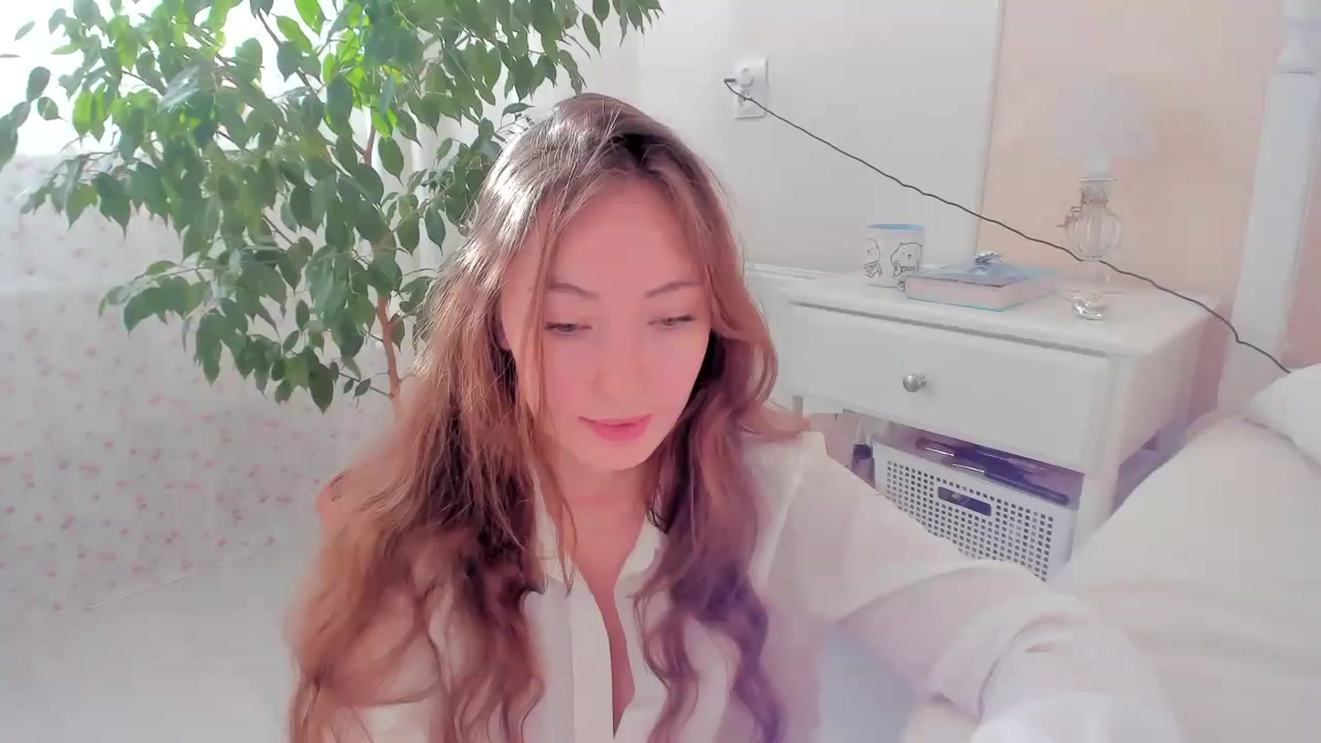 Gallery image thumbnail from DamnGooood's myfreecams stream on, 10/19/2023, 09:29 image 16 of 20