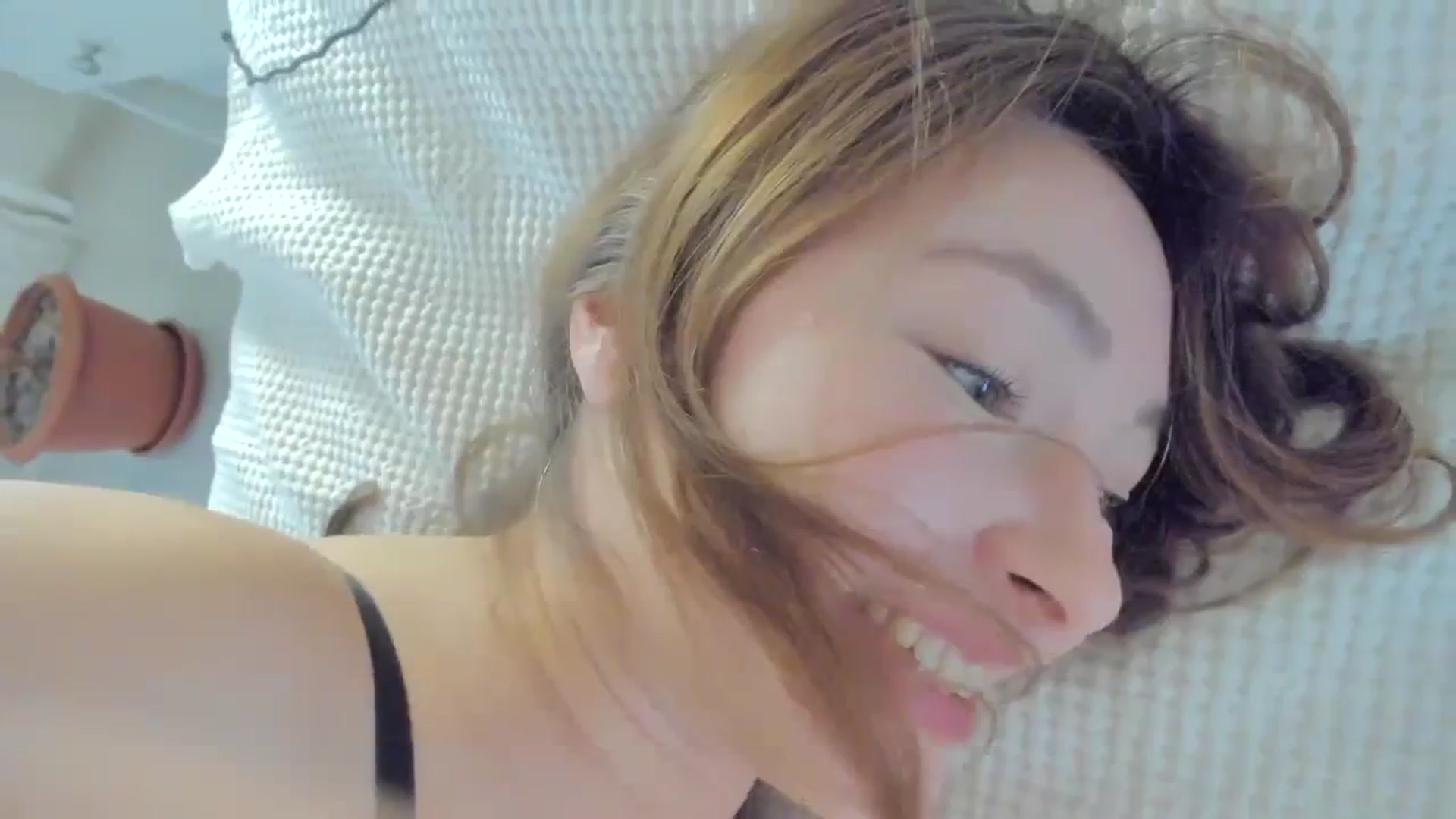 Gallery image thumbnail from DamnGooood's myfreecams stream on, 10/26/2023, 10:33 image 12 of 20