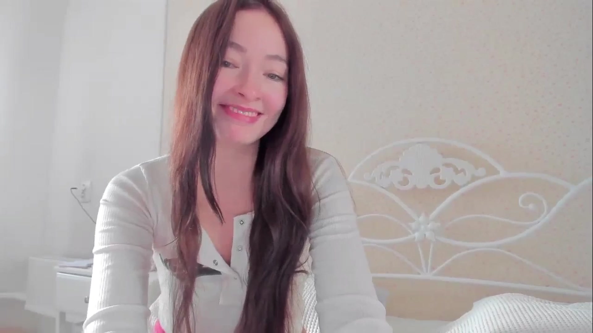 Gallery image thumbnail from DamnGooood's myfreecams stream on, 10/27/2023, 09:07 image 9 of 20