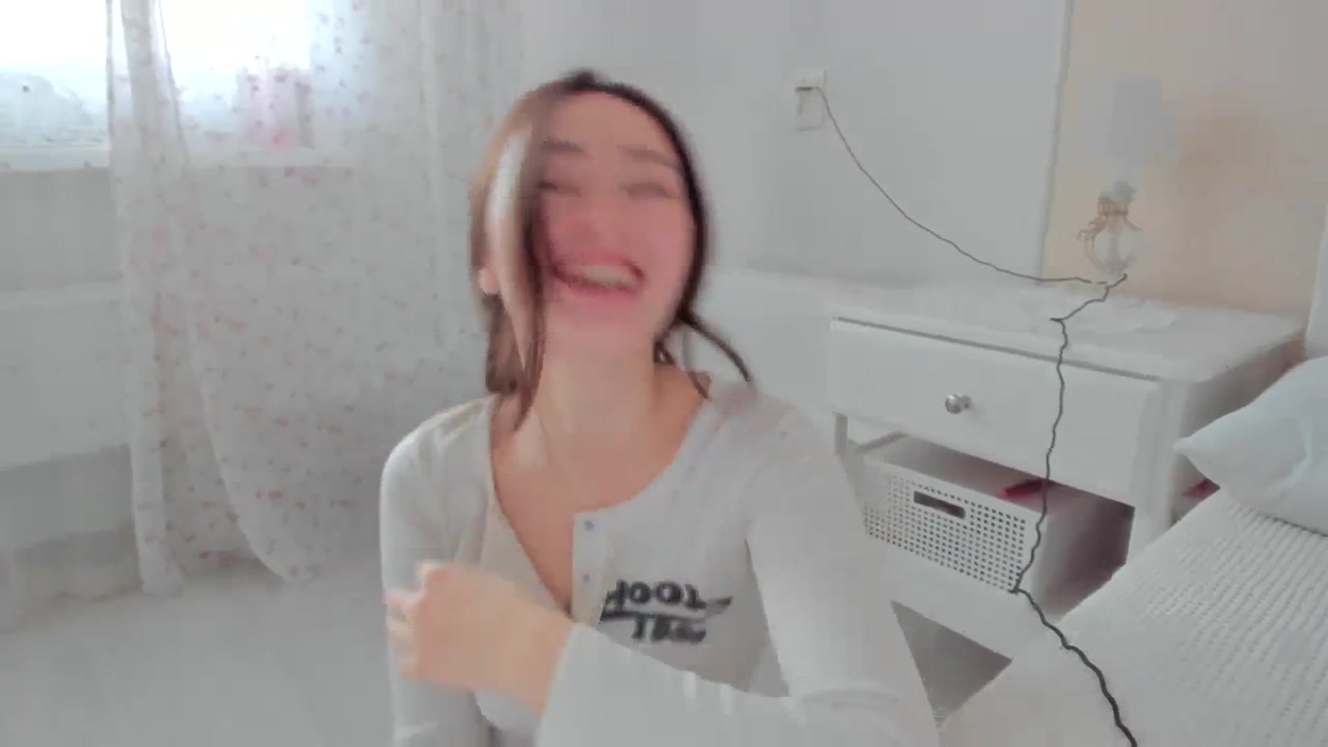 Gallery image thumbnail from DamnGooood's myfreecams stream on, 11/10/2023, 07:48 image 7 of 20