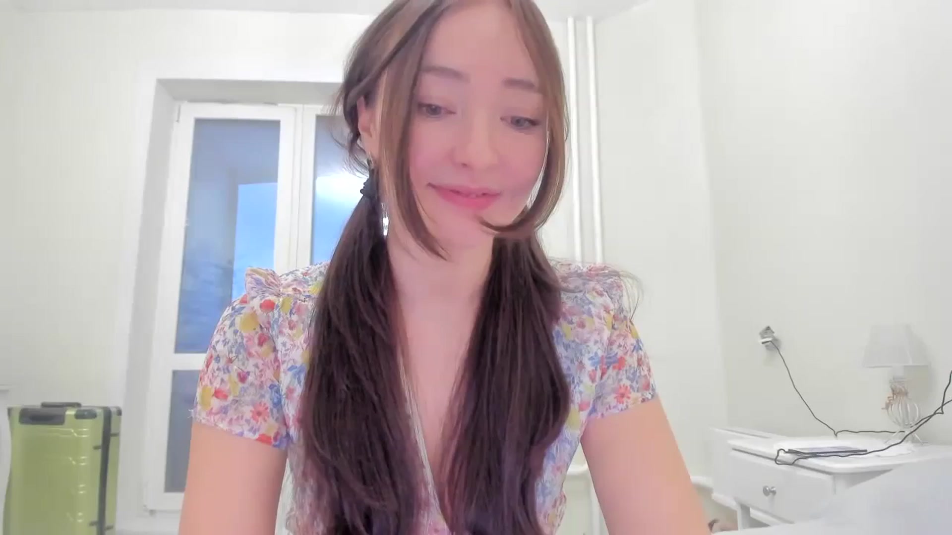 Gallery image thumbnail from DamnGooood's myfreecams stream on, 12/08/2023, 11:43 image 1 of 20