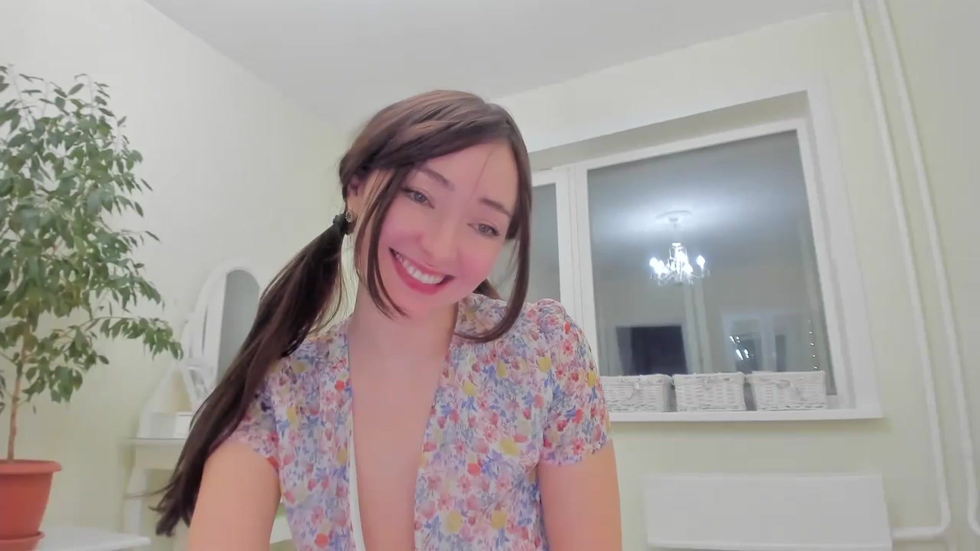 Gallery image thumbnail from DamnGooood's myfreecams stream on, 12/08/2023, 11:43 image 13 of 20