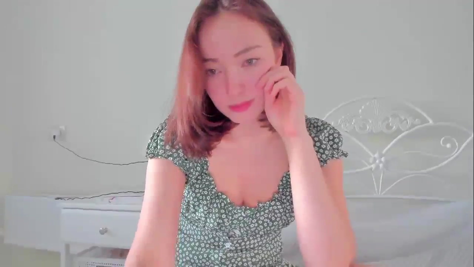 Gallery image thumbnail from DamnGooood's myfreecams stream on, 12/15/2023, 09:44 image 20 of 20