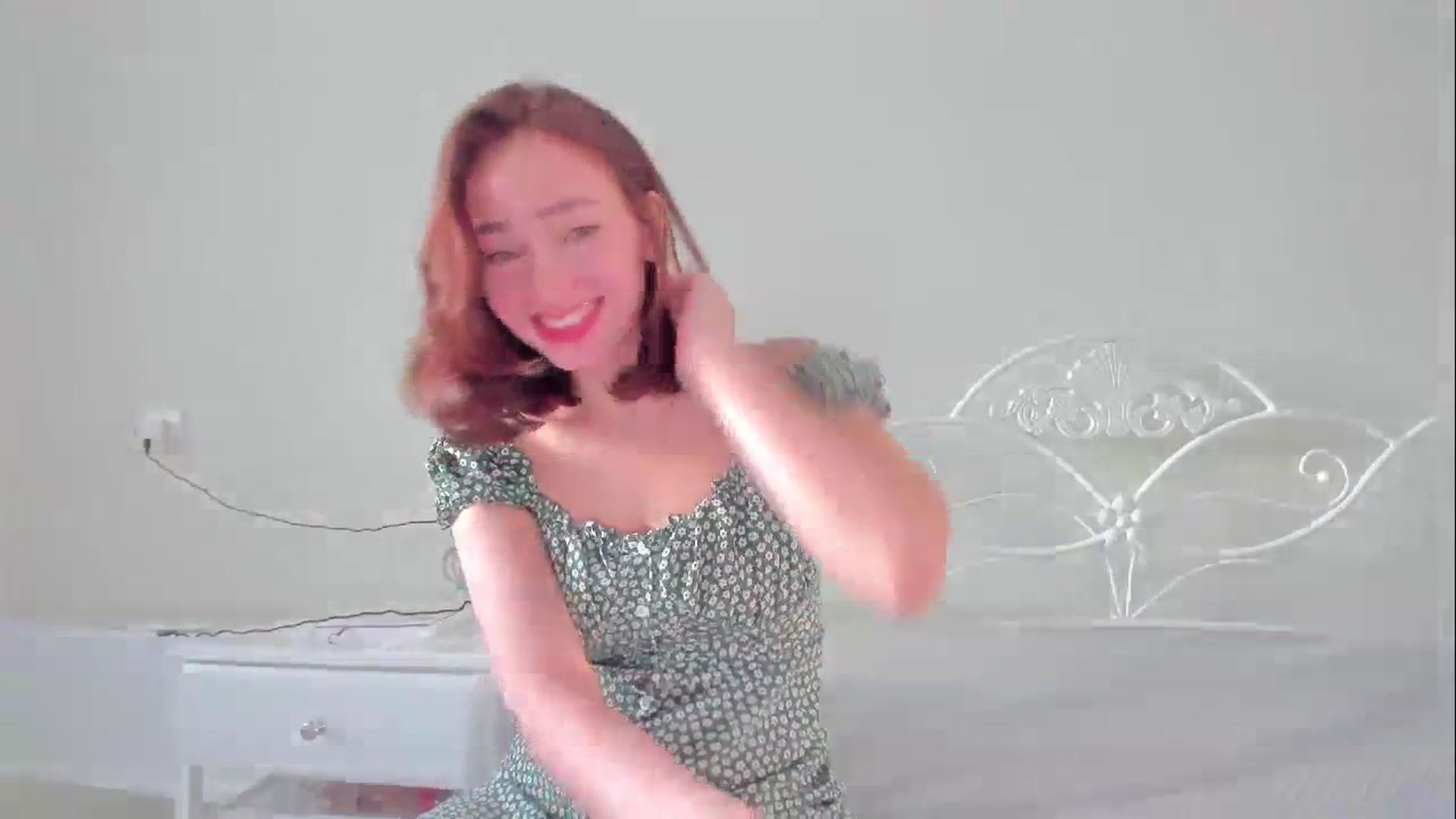 Gallery image thumbnail from DamnGooood's myfreecams stream on, 12/15/2023, 09:44 image 15 of 20