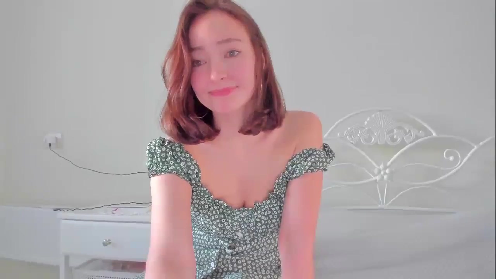 Gallery image thumbnail from DamnGooood's myfreecams stream on, 12/15/2023, 09:44 image 12 of 20