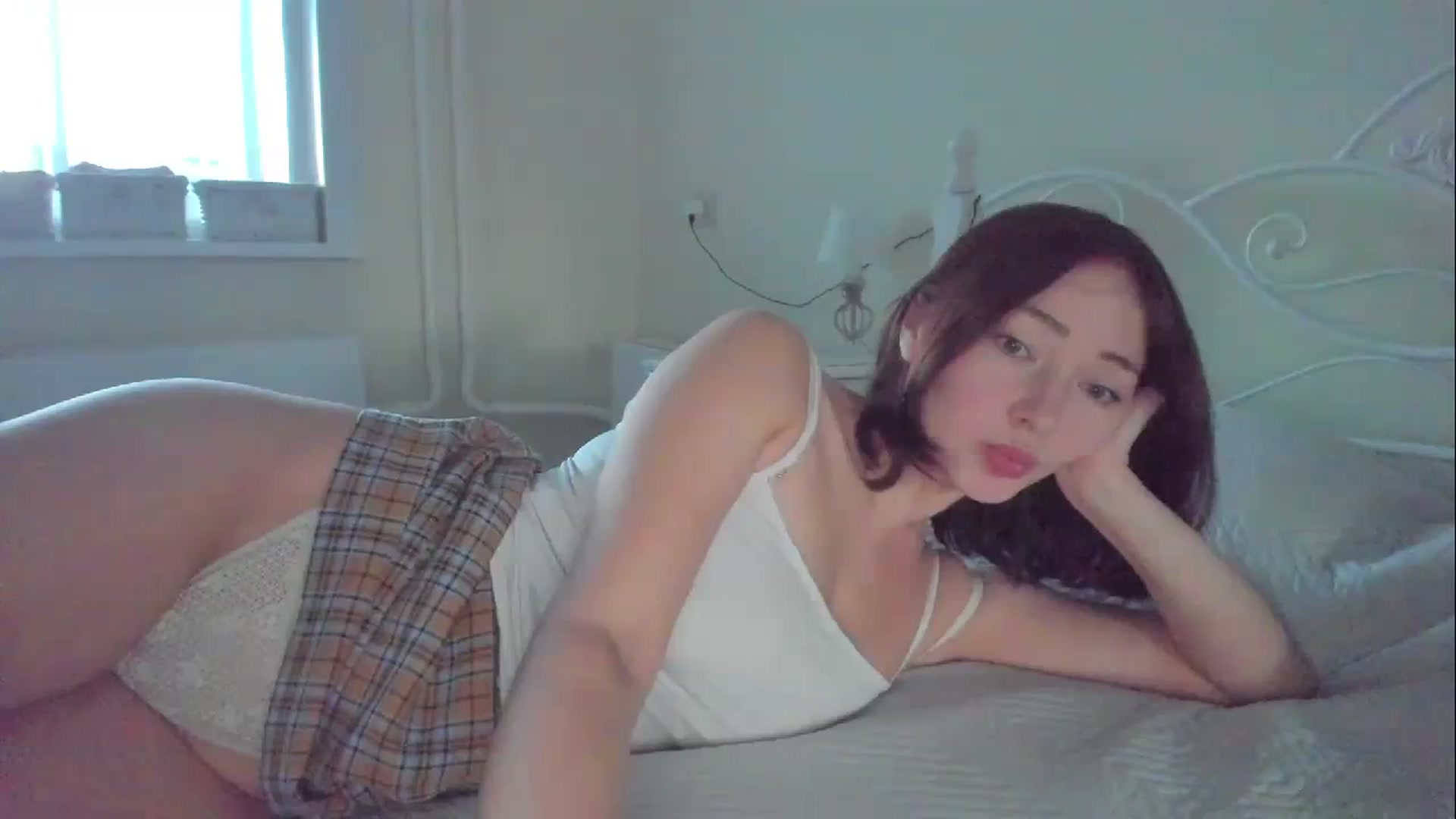 Gallery image thumbnail from DamnGooood's myfreecams stream on, 12/18/2023, 10:37 image 15 of 20