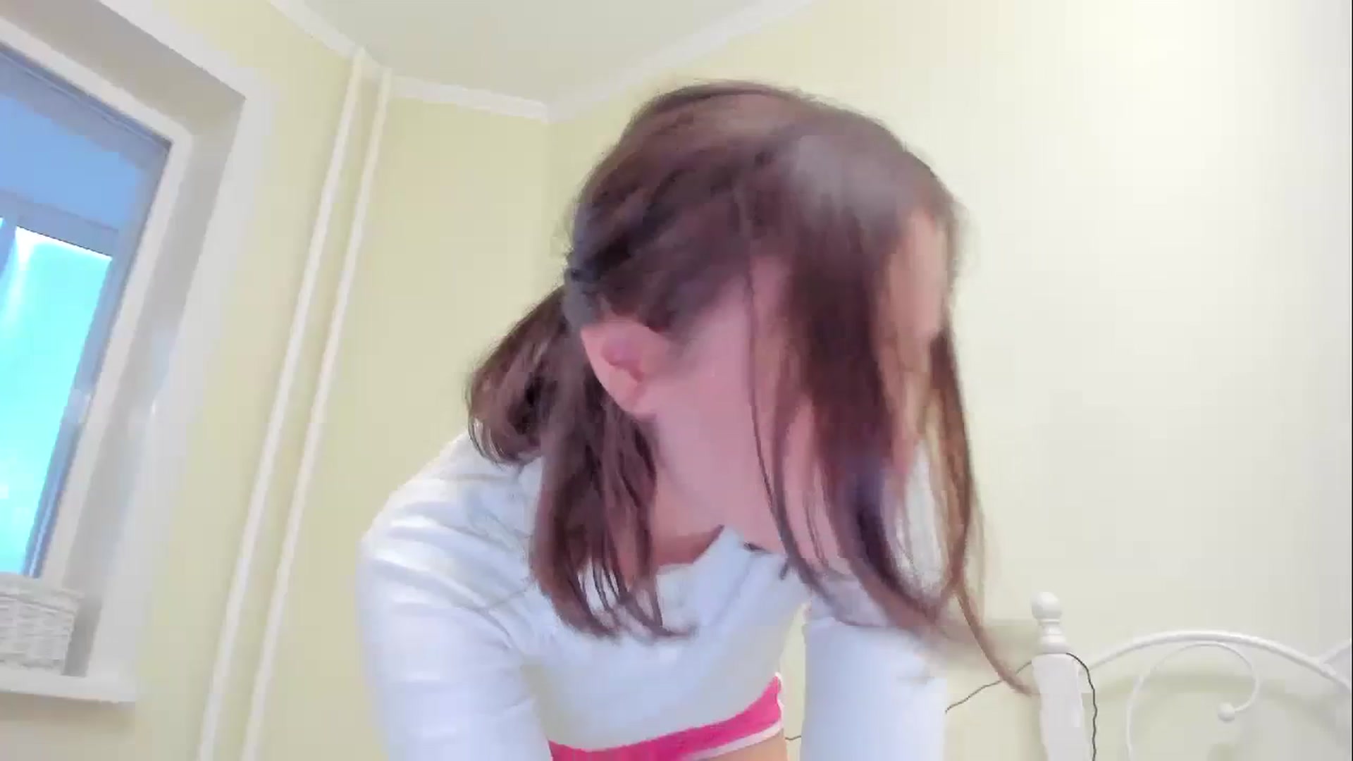 Gallery image thumbnail from DamnGooood's myfreecams stream on, 12/19/2023, 10:41 image 7 of 20