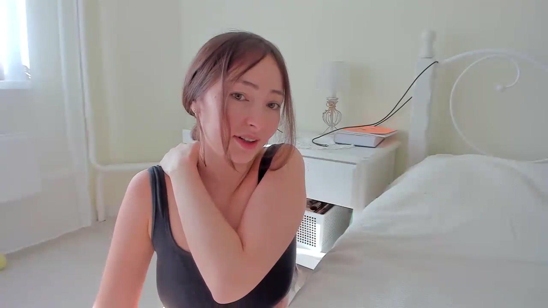 Gallery image thumbnail from DamnGooood's myfreecams stream on, 03/18/2024, 08:44 image 15 of 20