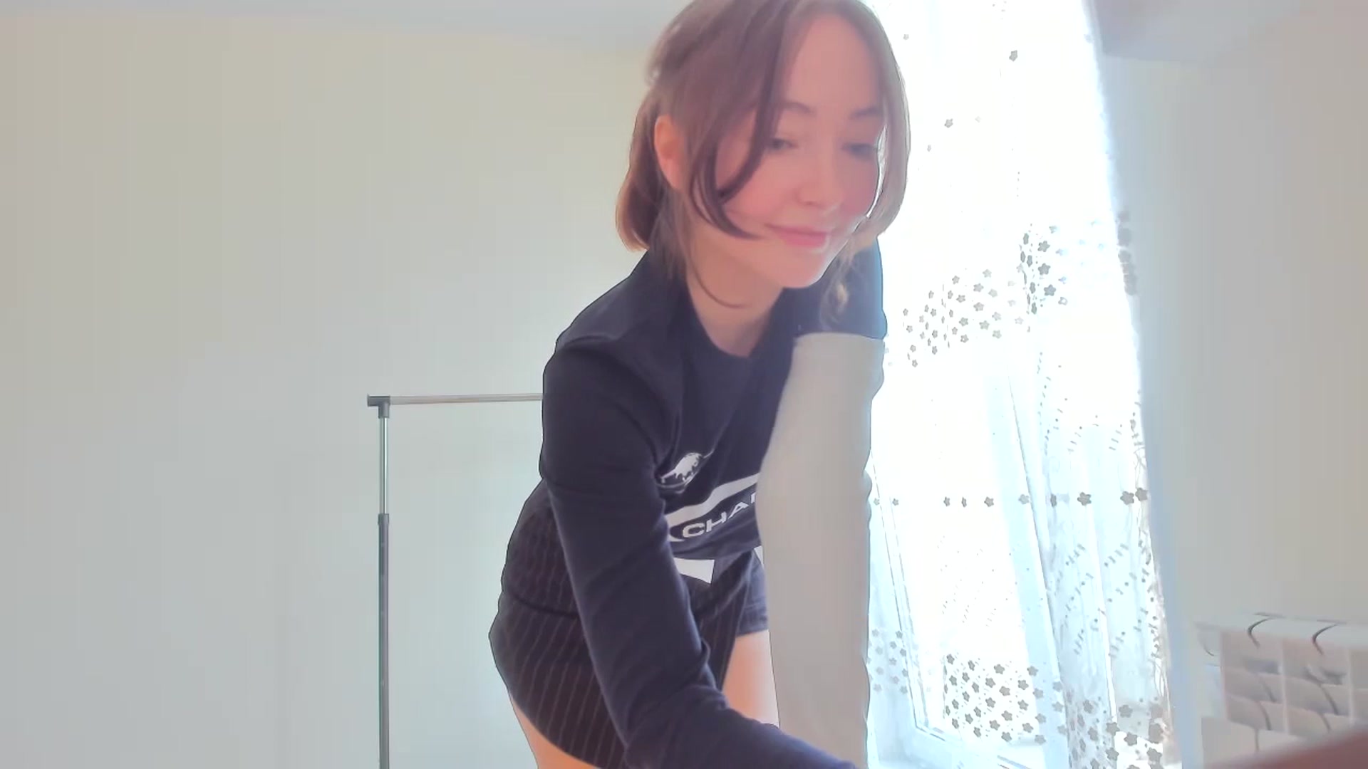 Gallery image thumbnail from DamnGooood's myfreecams stream on, 05/21/2024, 07:38 image 9 of 20