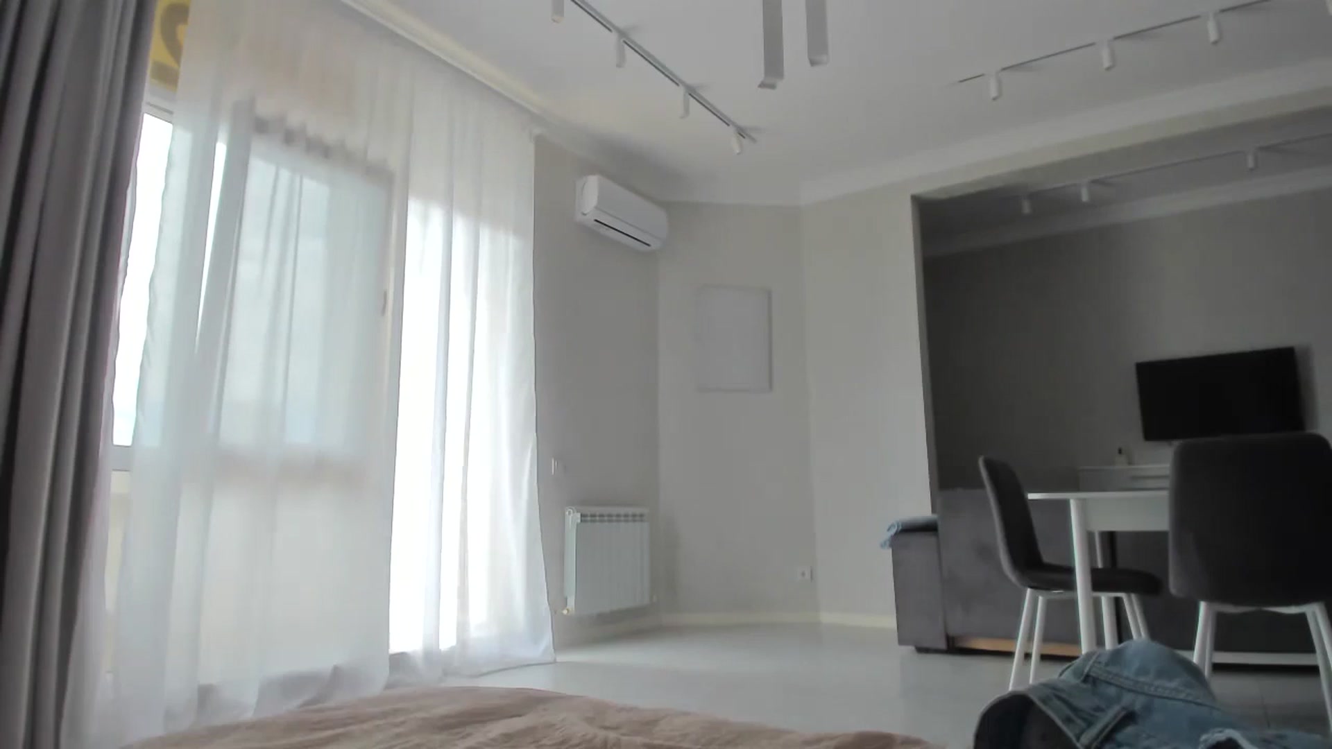 Gallery image thumbnail from DamnGooood's myfreecams stream on, 06/02/2024, 07:53 image 13 of 20