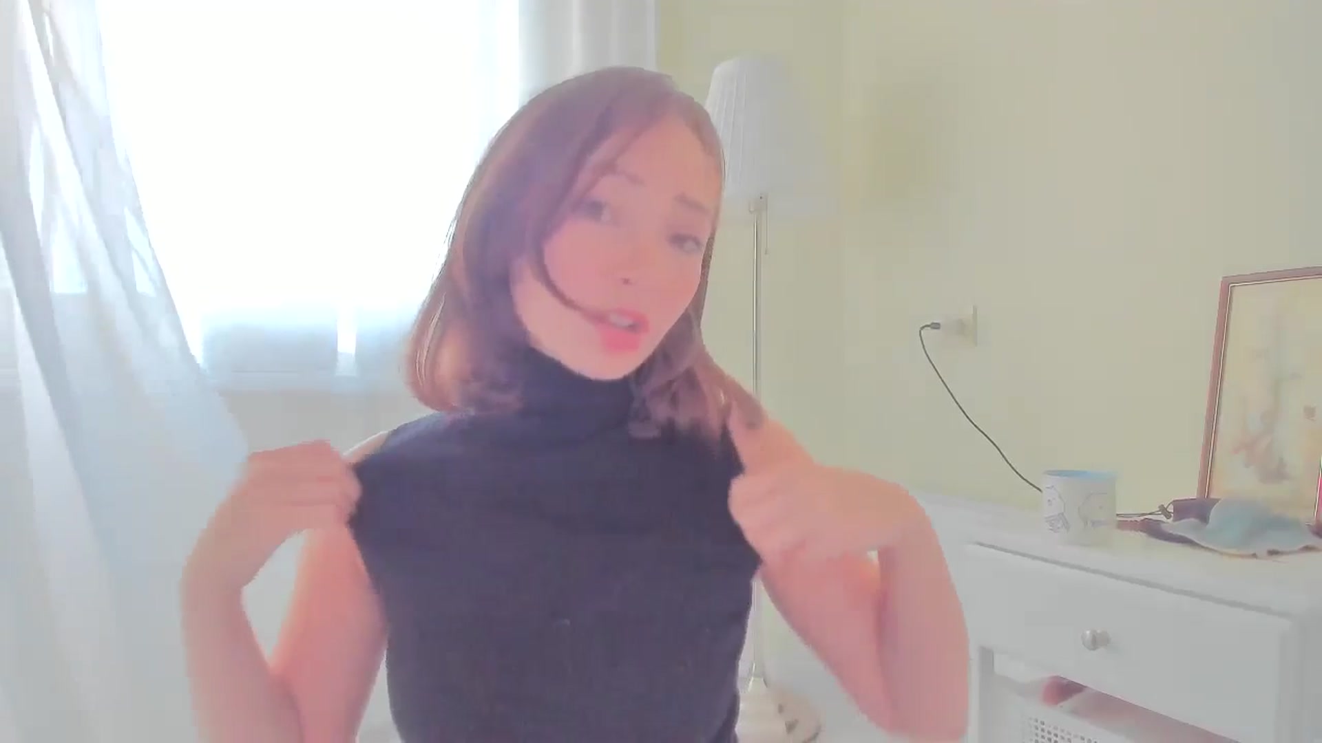 Gallery image thumbnail from DamnGooood's myfreecams stream on, 06/12/2024, 13:18 image 18 of 20