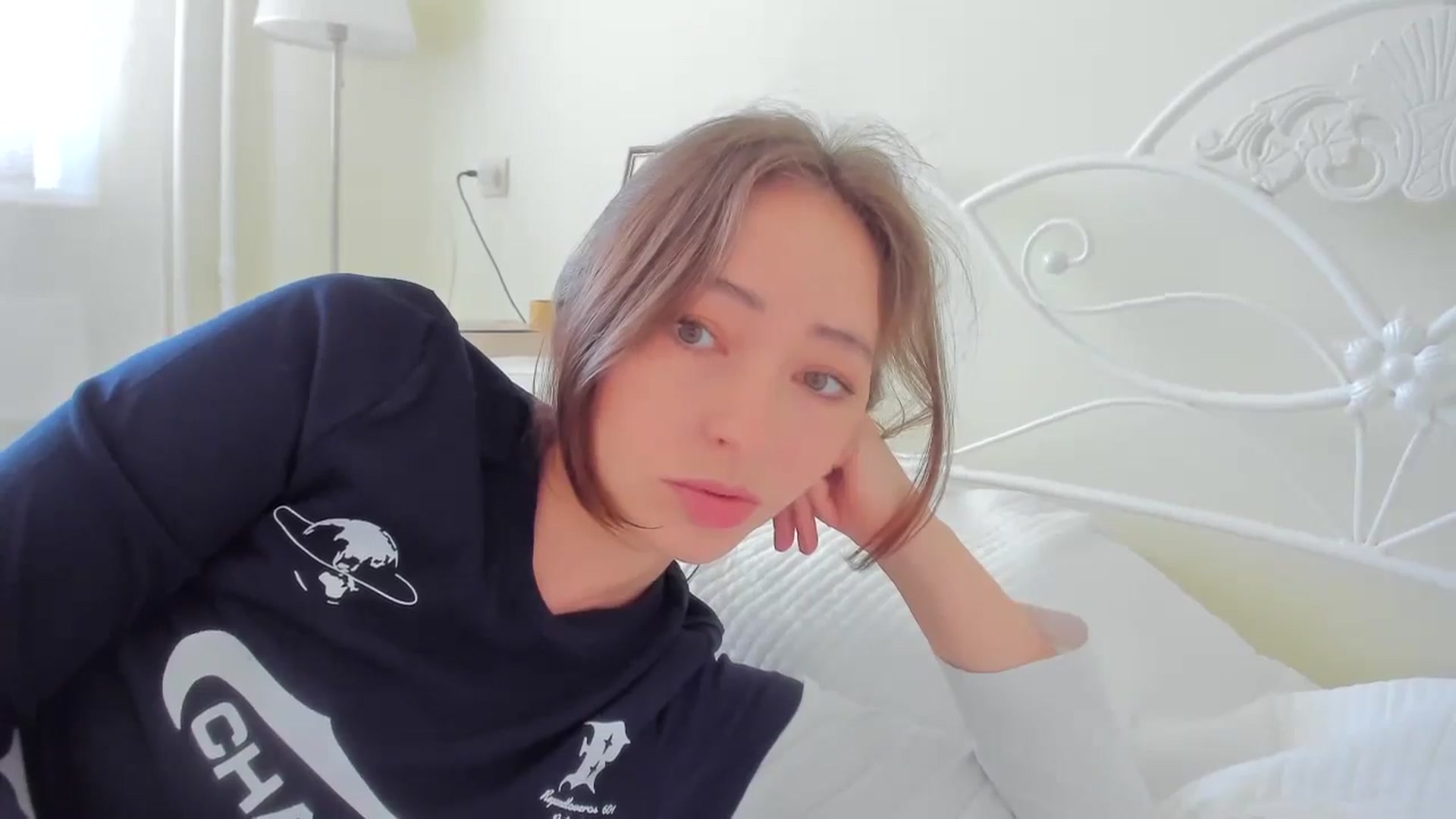 Gallery image thumbnail from DamnGooood's myfreecams stream on, 09/19/2024, 04:42 image 18 of 20