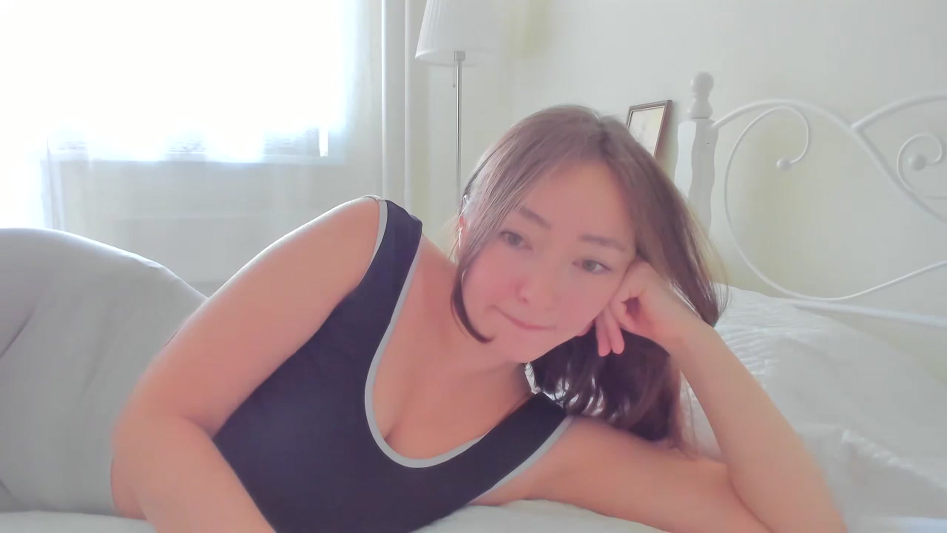 Gallery image thumbnail from DamnGooood's myfreecams stream on, 10/08/2024, 05:51 image 17 of 20