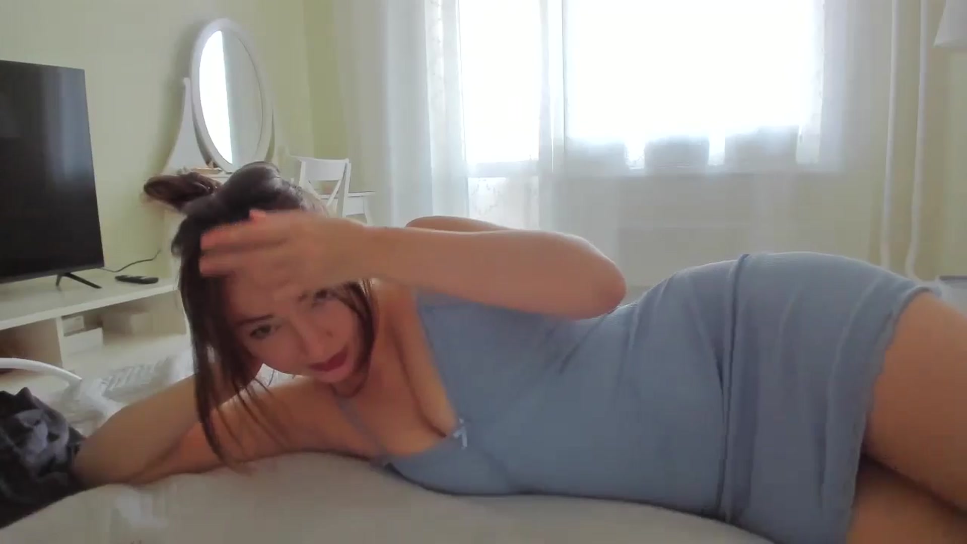 Gallery image thumbnail from DamnGooood's myfreecams stream on, 11/06/2024, 05:03 image 12 of 20