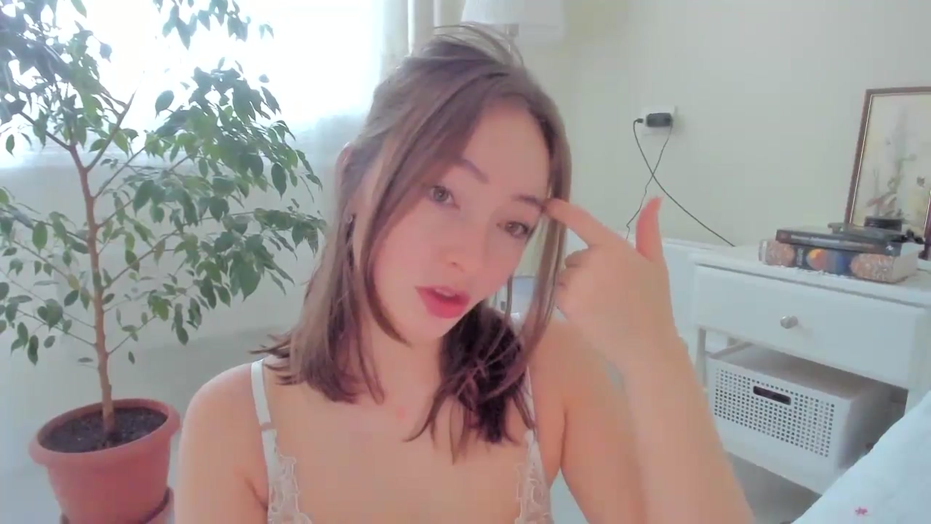 Gallery image thumbnail from DamnGooood's myfreecams stream on, 11/15/2024, 03:28 image 11 of 20
