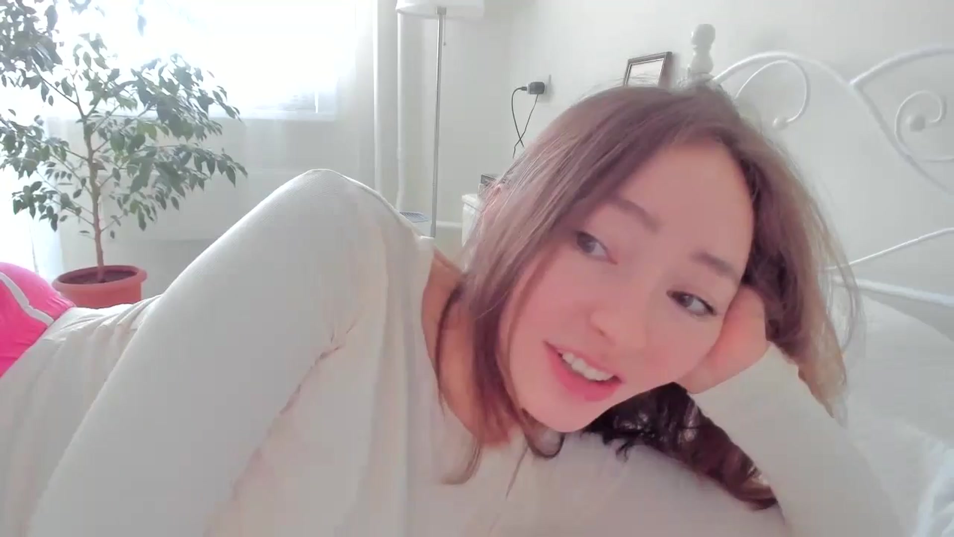 Gallery image thumbnail from DamnGooood's myfreecams stream on, 11/15/2024, 04:31 image 9 of 20