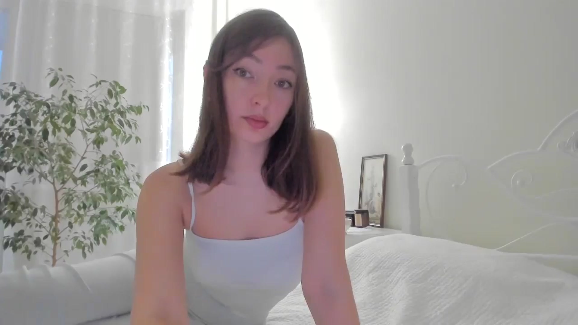 Gallery image thumbnail from DamnGooood's myfreecams stream on, 11/16/2024, 02:08 image 7 of 20