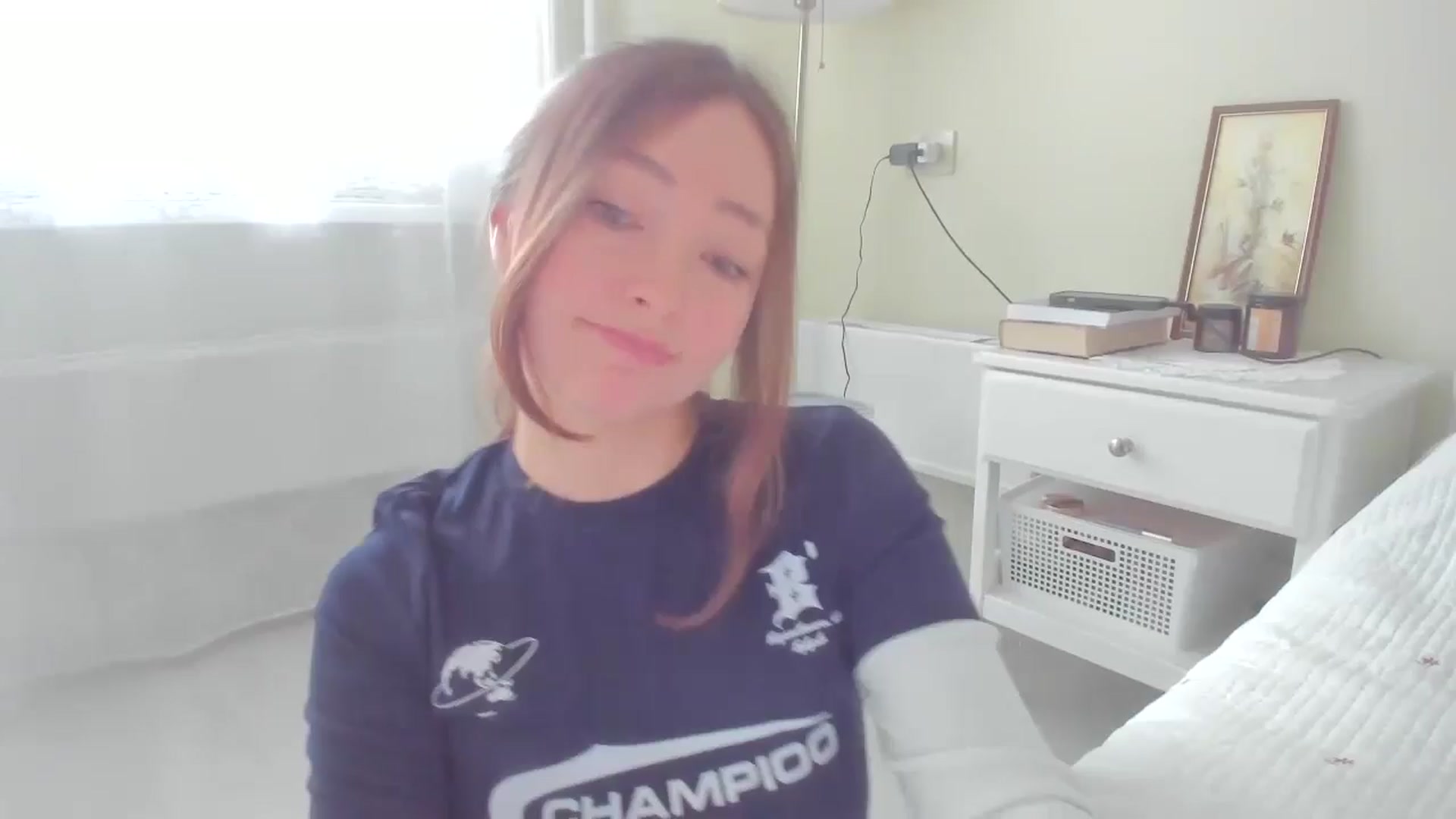 Gallery image thumbnail from DamnGooood's myfreecams stream on, 11/30/2024, 08:03 image 6 of 20