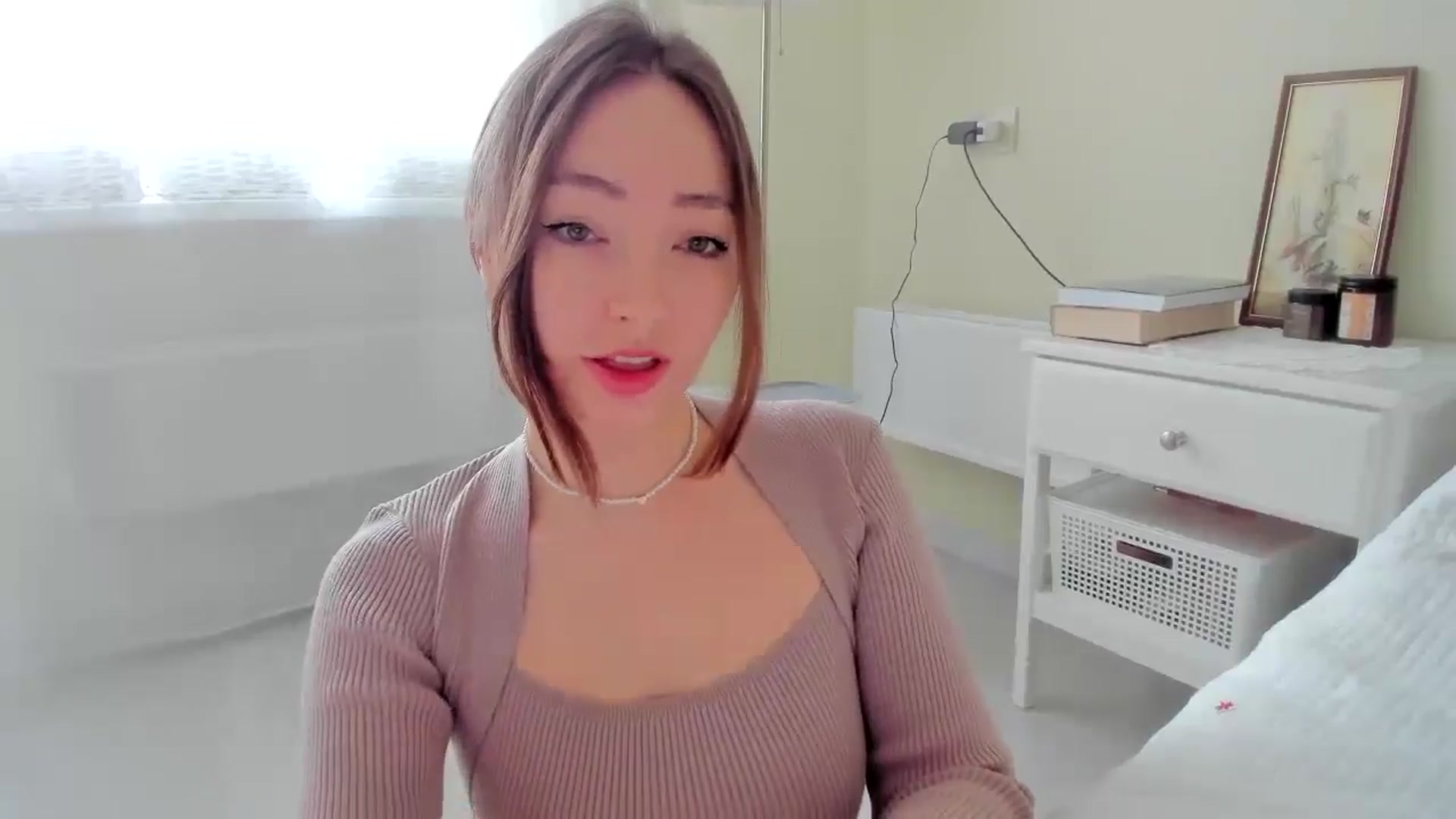 Gallery image thumbnail from DamnGooood's myfreecams stream on, 12/01/2024, 05:39 image 17 of 20